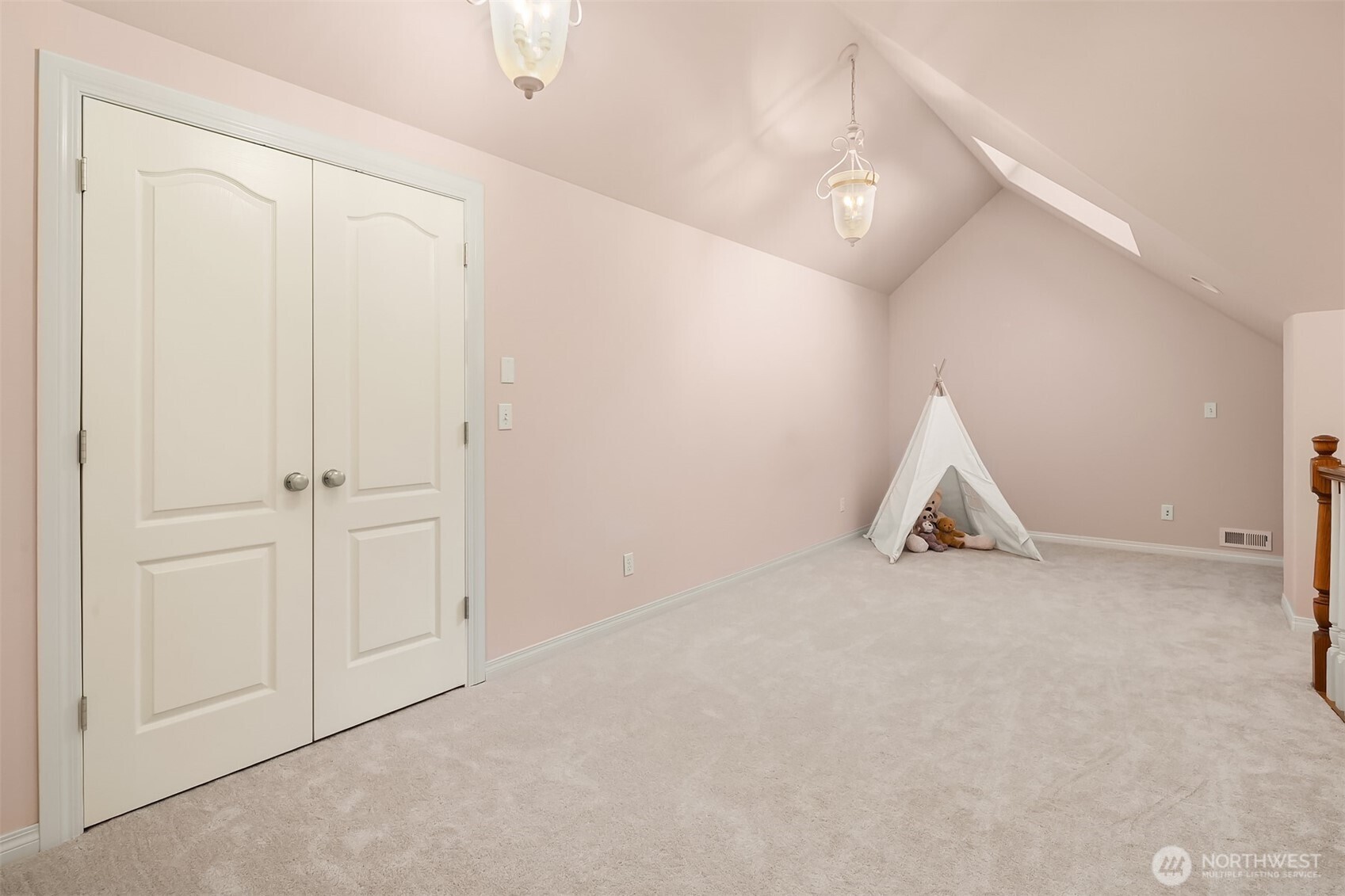 11514 46th Street Property Photo 27
