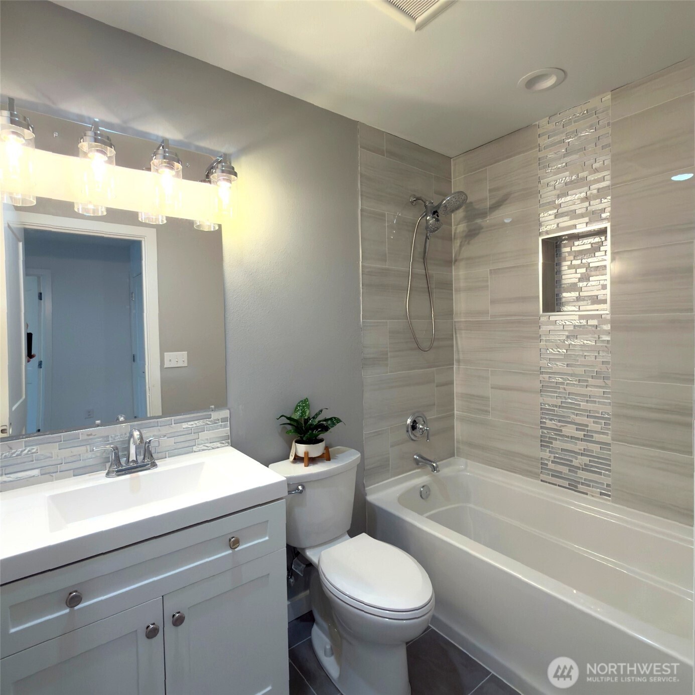648 B Sw 139th Street Property Photo 15