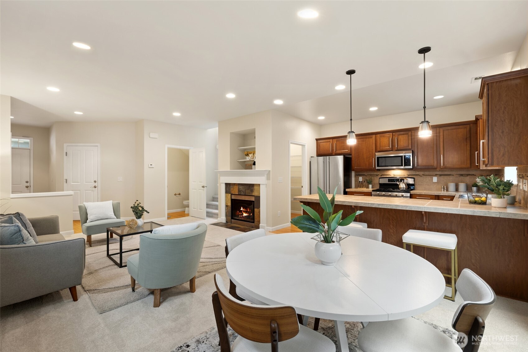 18024 29th Drive Property Photo 7