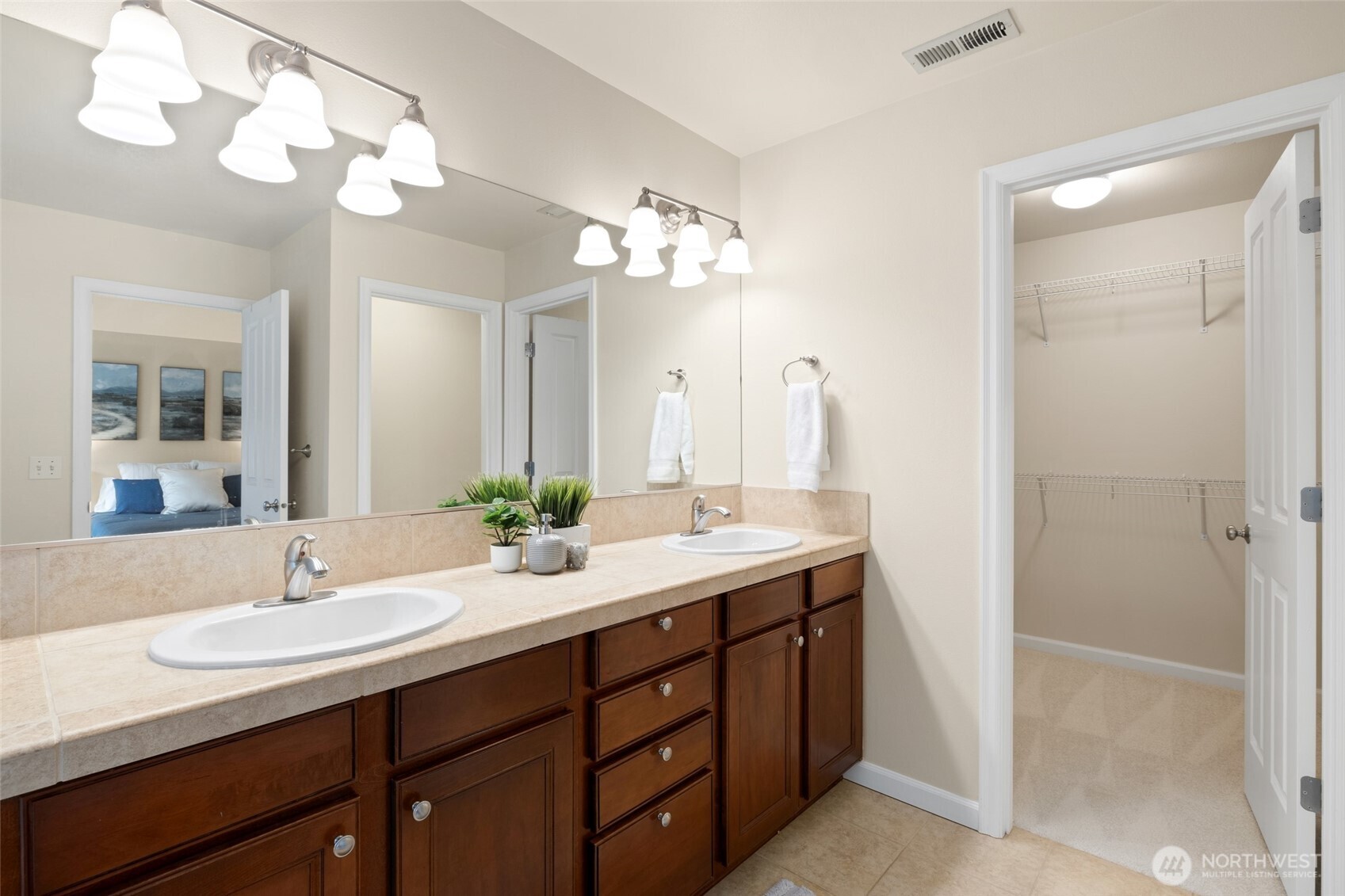 18024 29th Drive Property Photo 21