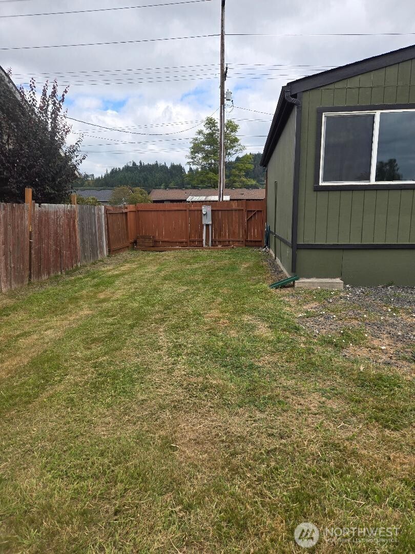 557 Sw Pacific Avenue Property Photo 26