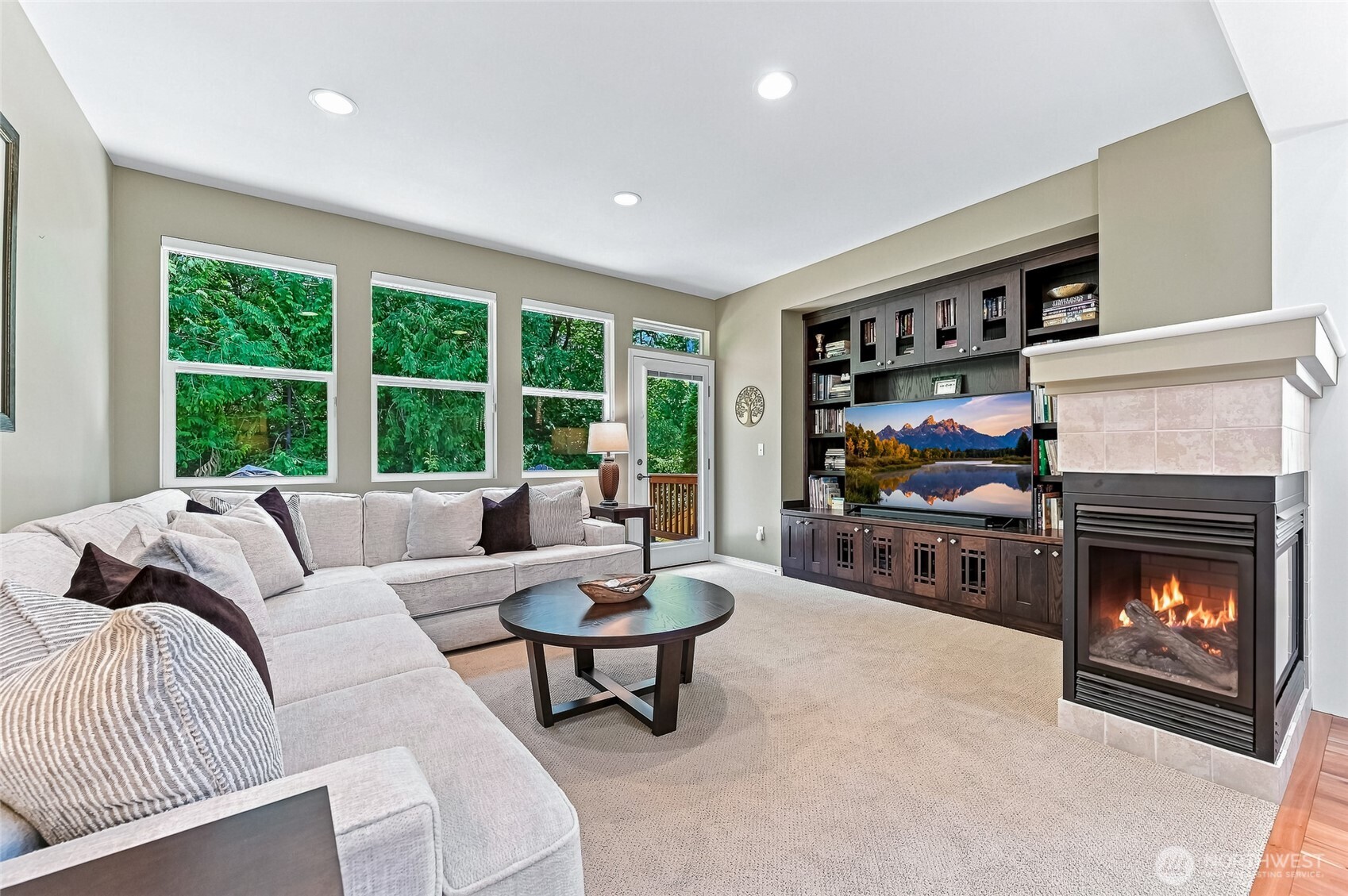 12026 Big Leaf Way Property Photo 7