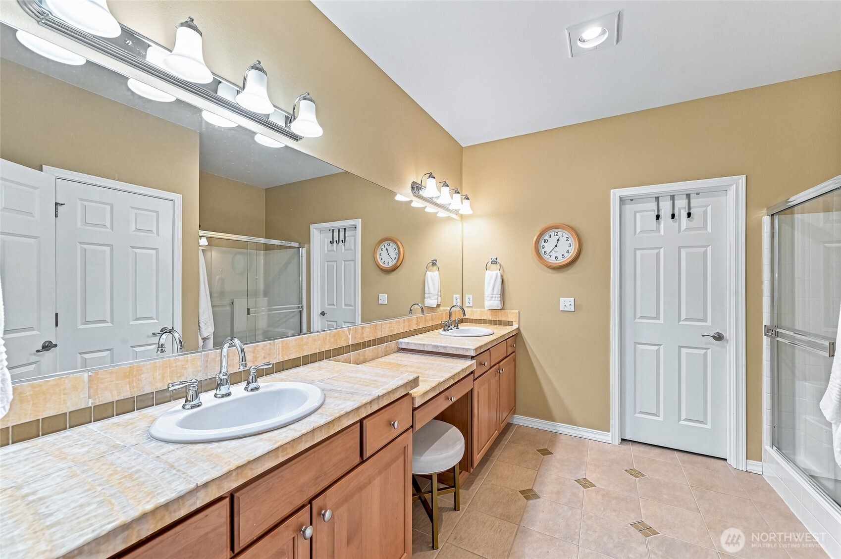 12026 Big Leaf Way Property Photo 18