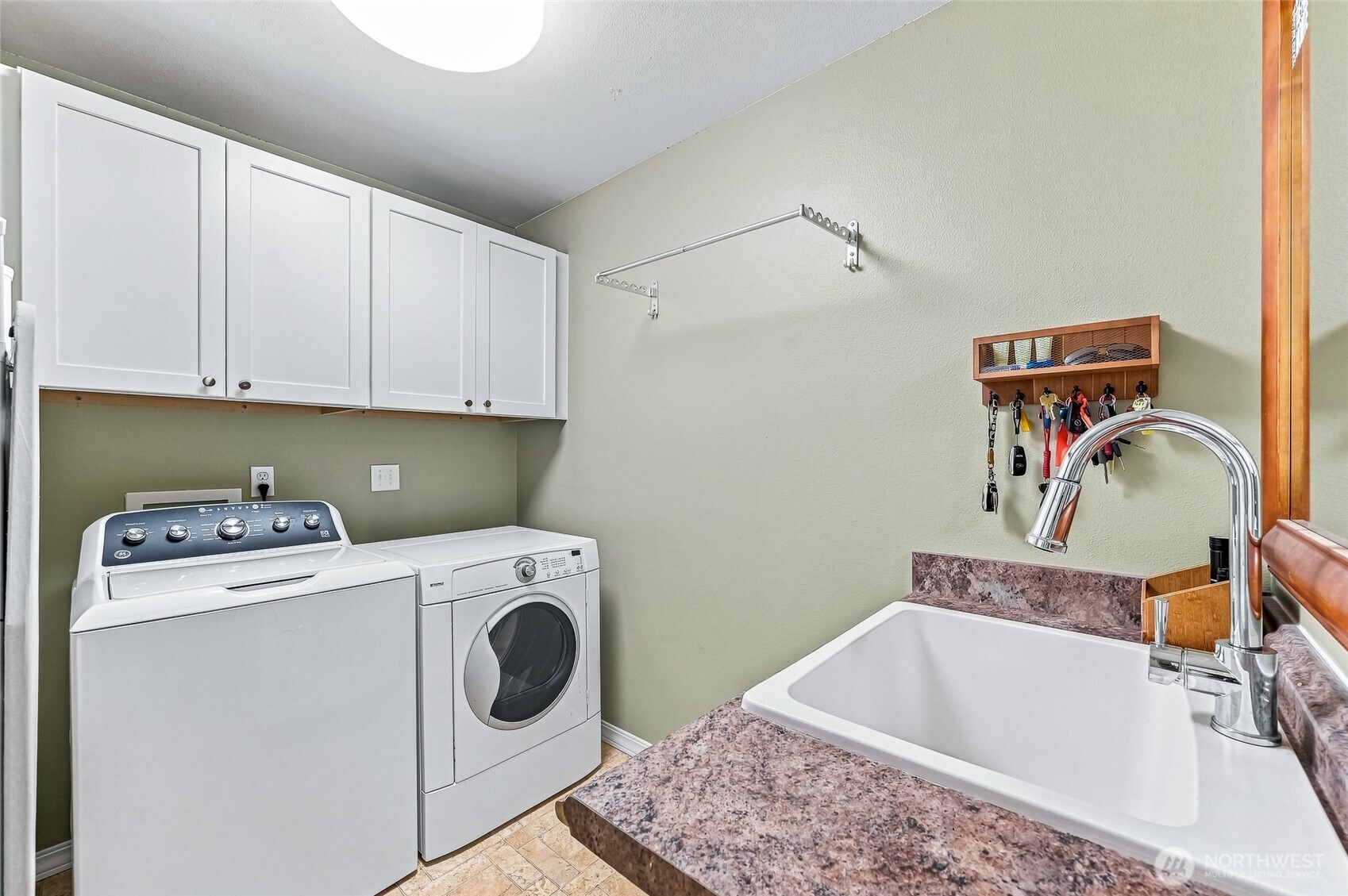 12026 Big Leaf Way Property Photo 29