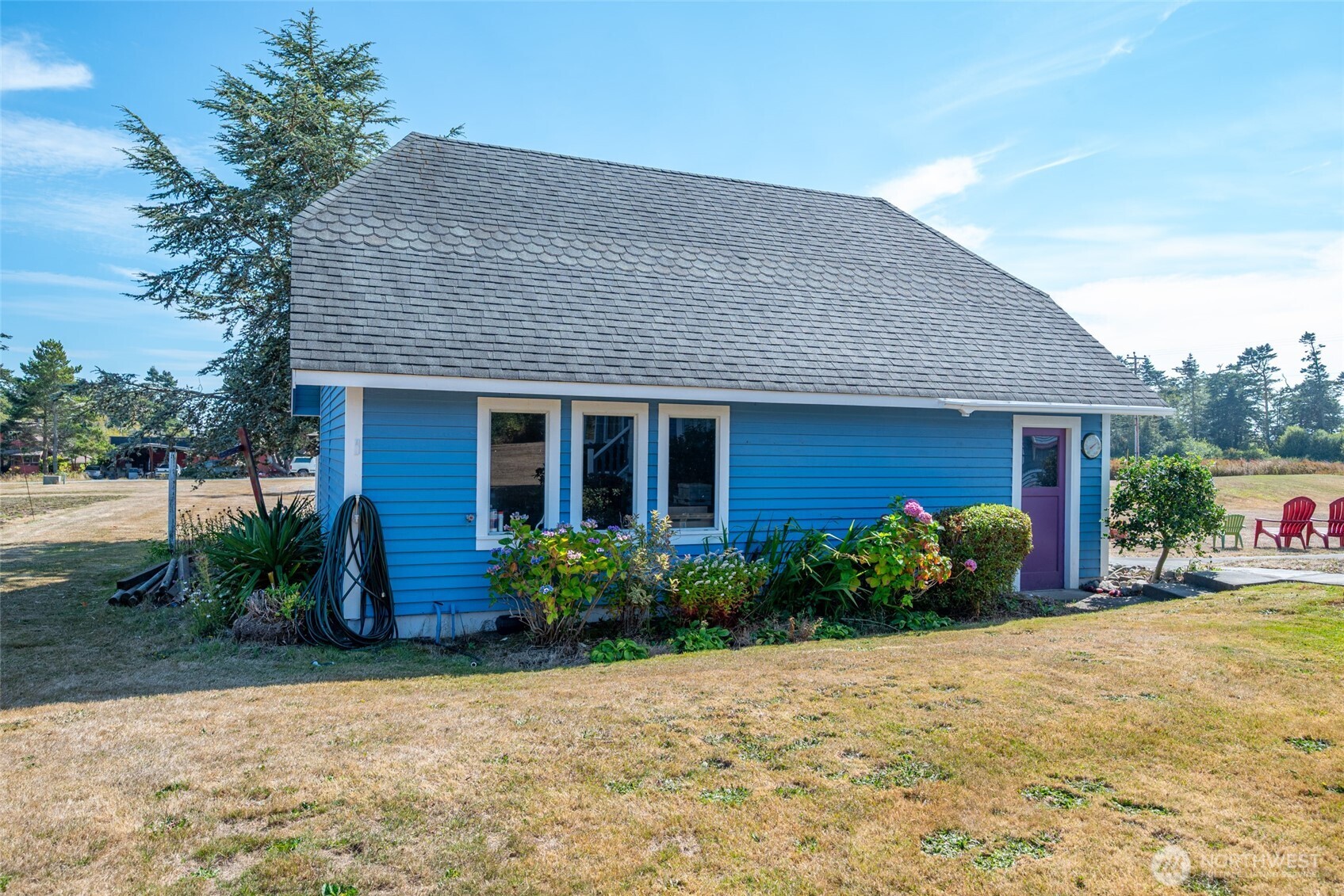 1230 Windward Way Property Photo 3