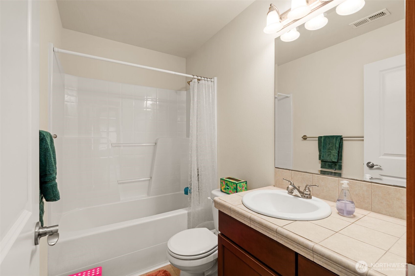 19036 18th Avenue Property Photo 14