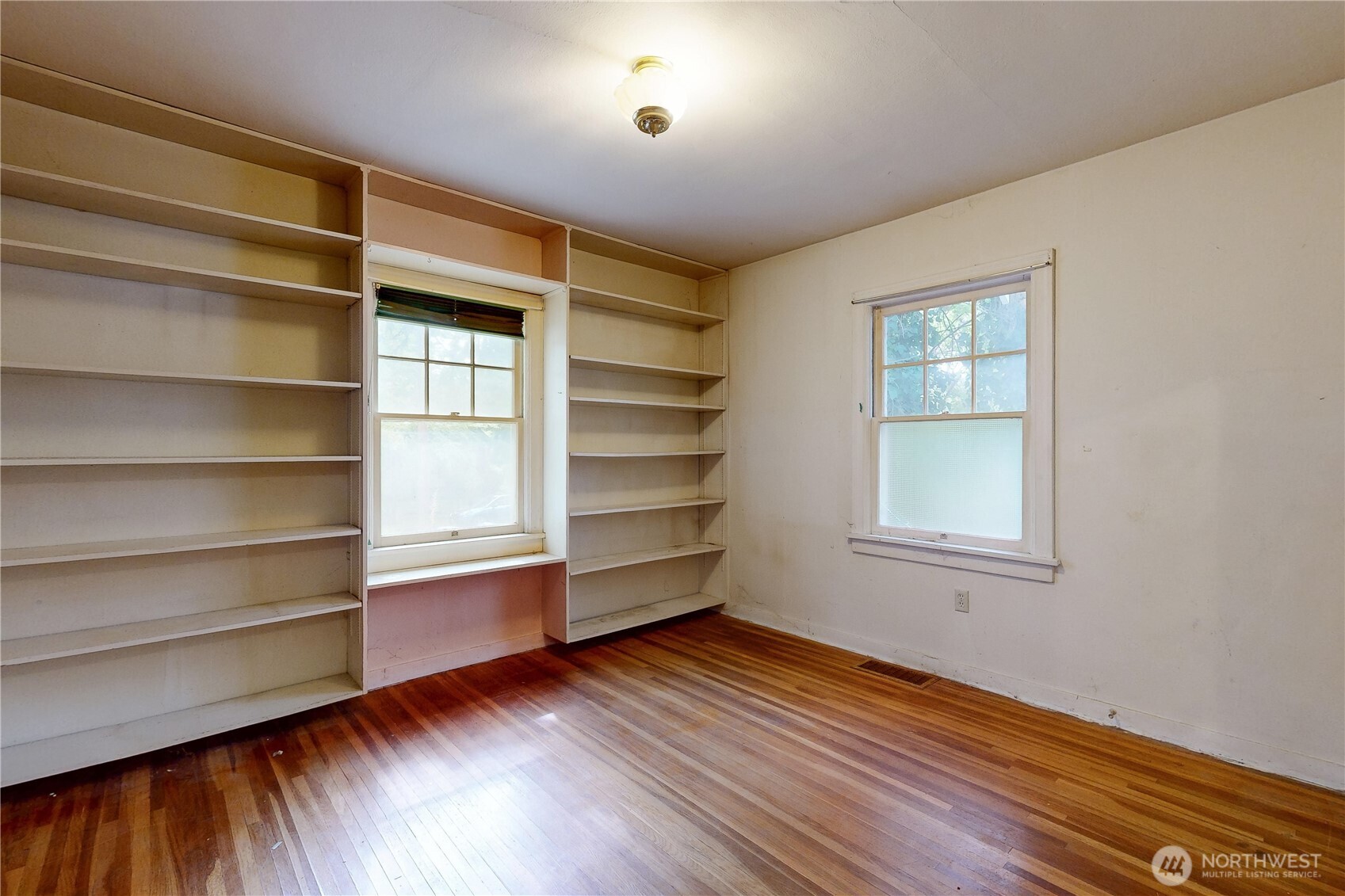1227 Alvarado Terrace Property Photo 11