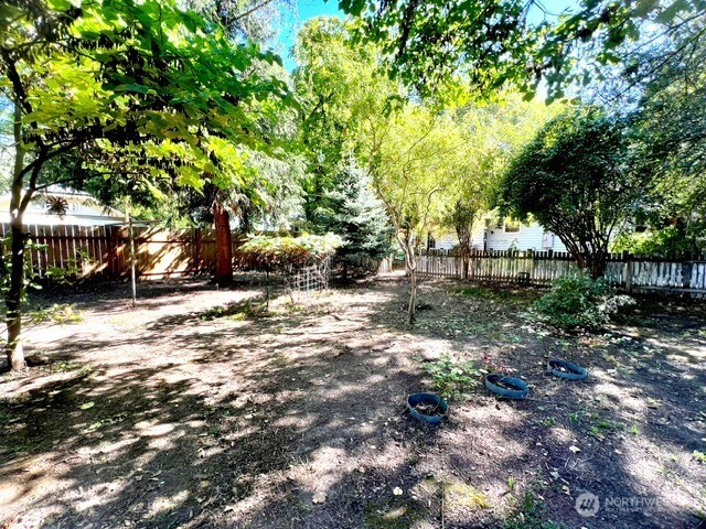1227 Alvarado Terrace Property Photo 24
