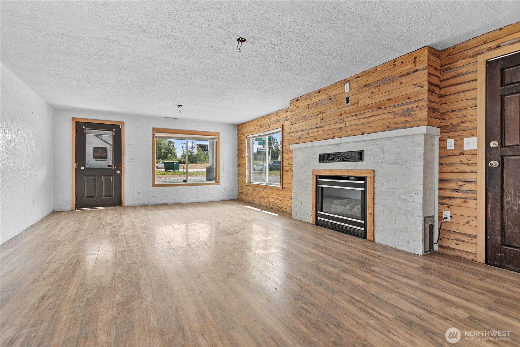 4726 Pacific Highway Property Photo 9