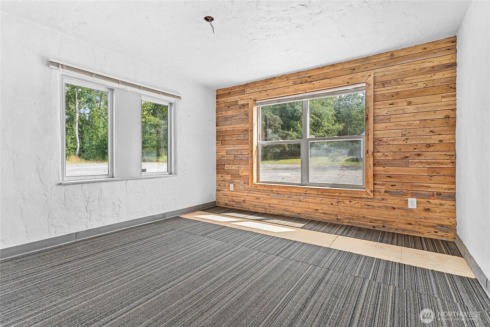 4726 Pacific Highway Property Photo 12