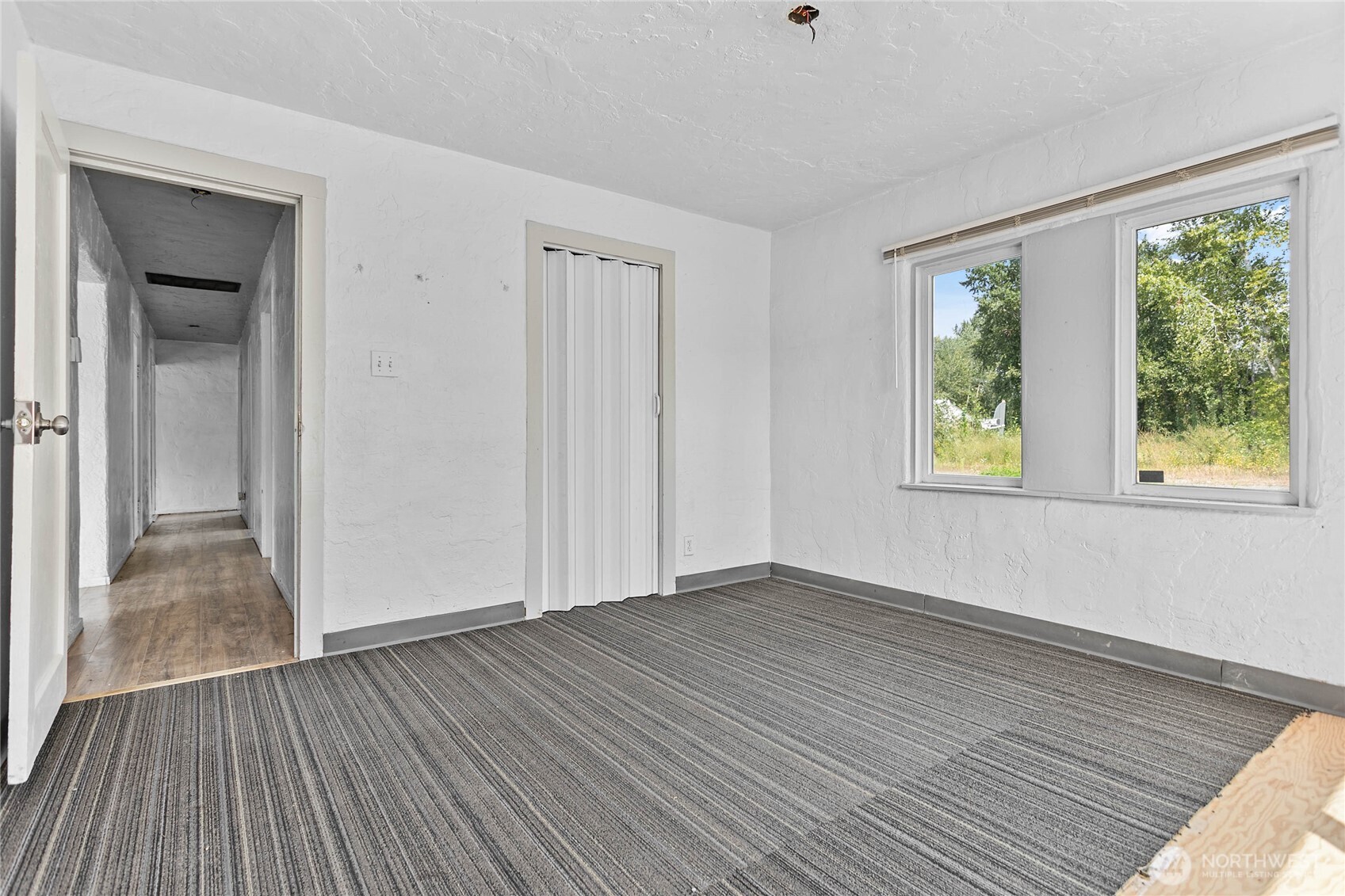 4726 Pacific Highway Property Photo 25