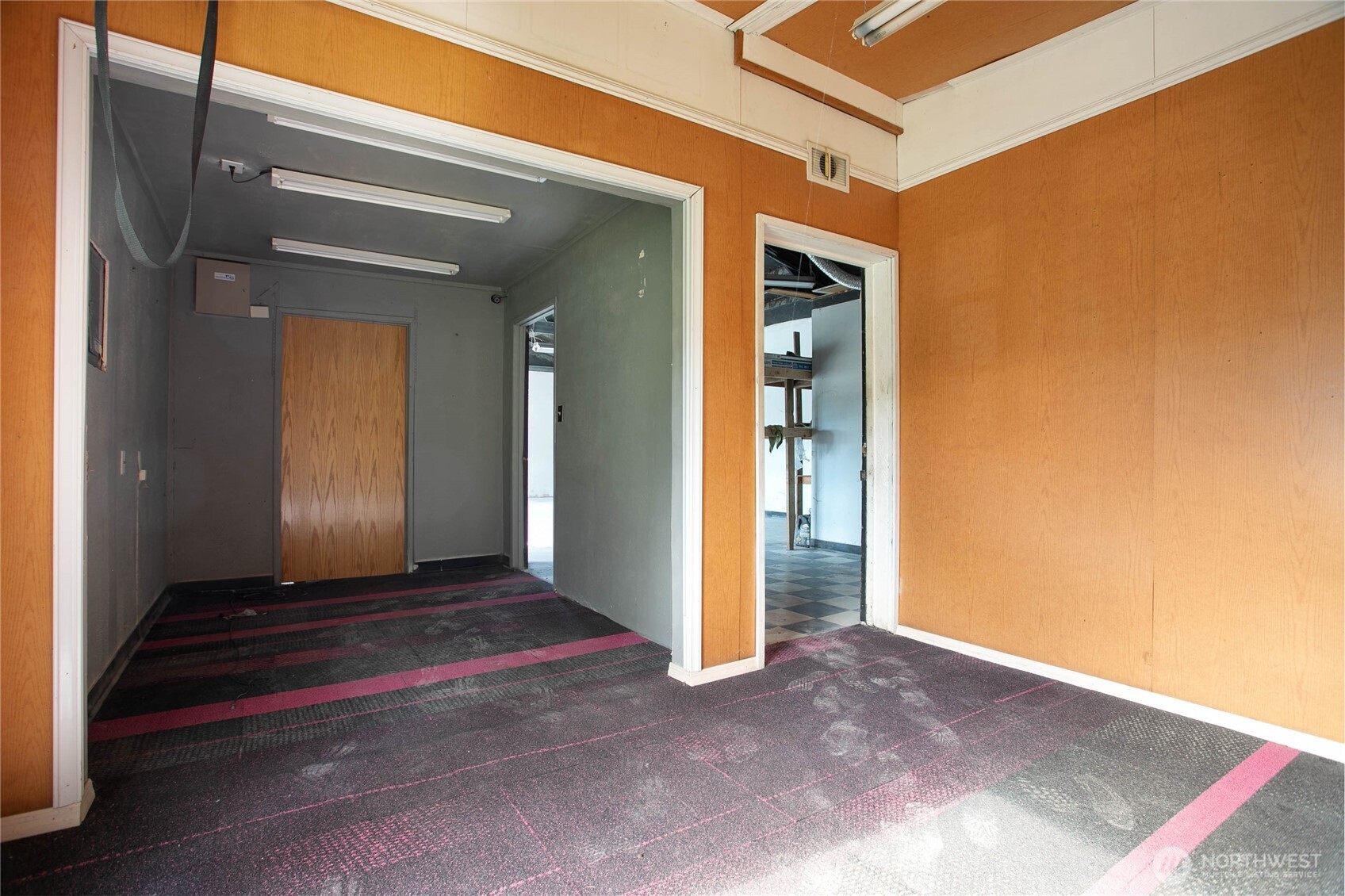 4726 Pacific Highway Property Photo 40