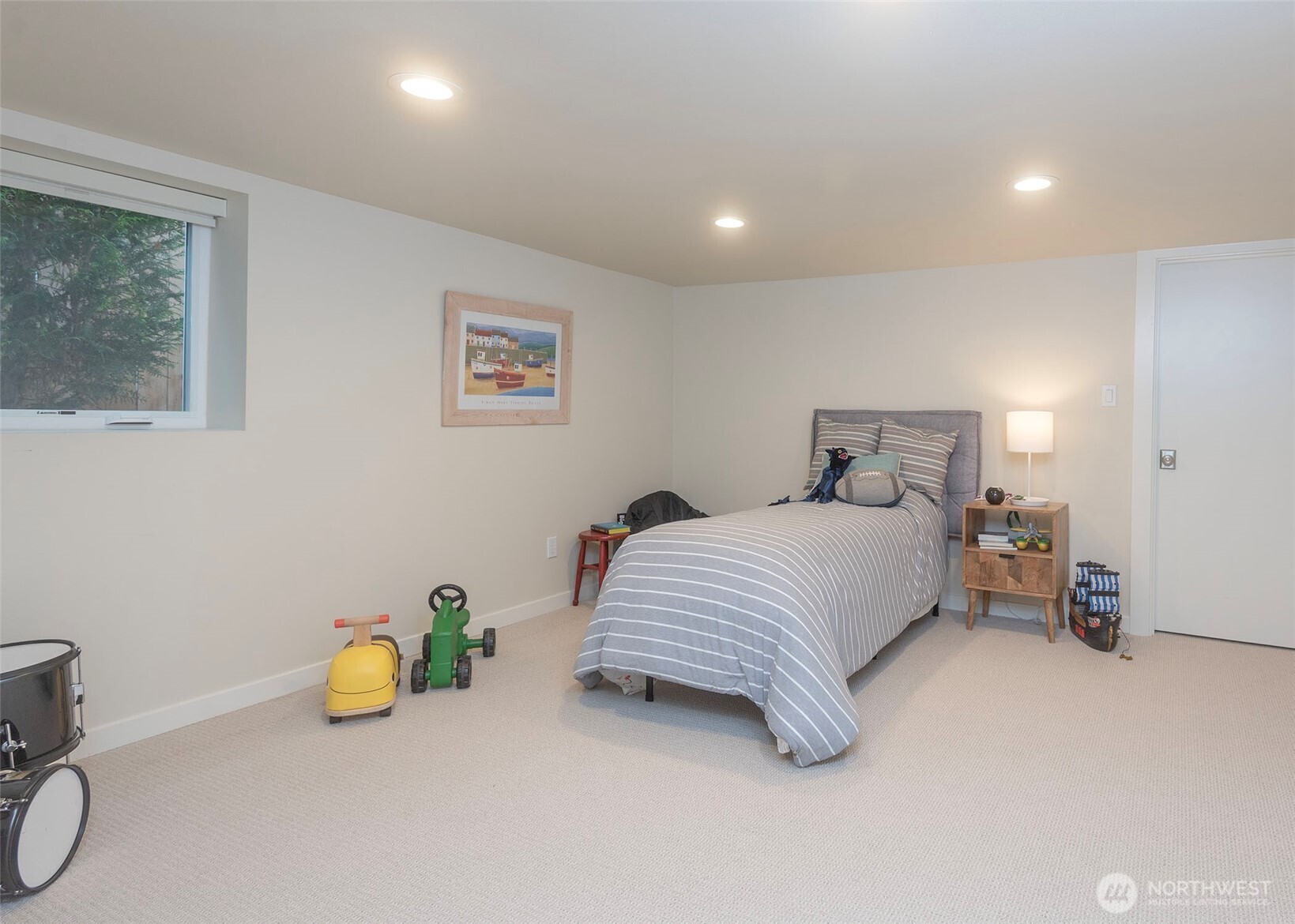 3820 Burke Avenue Property Photo 31