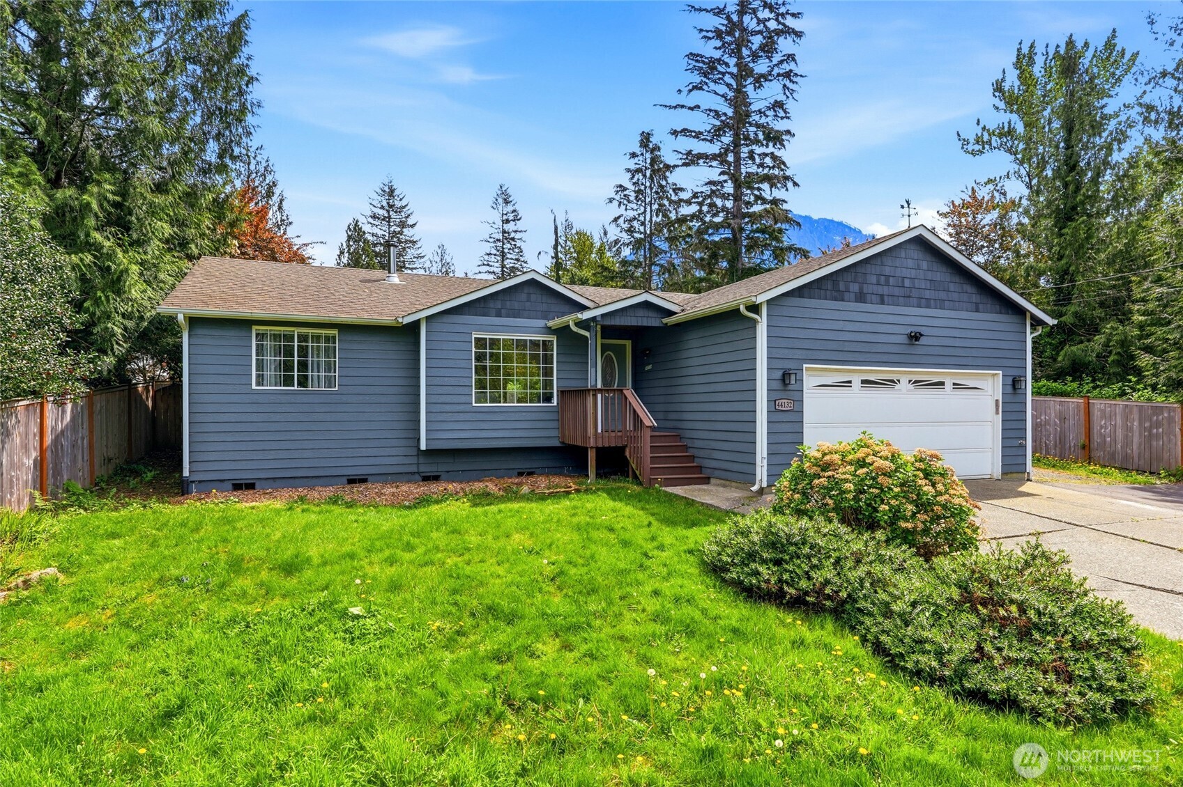 44132 Fir Road Property Photo 2