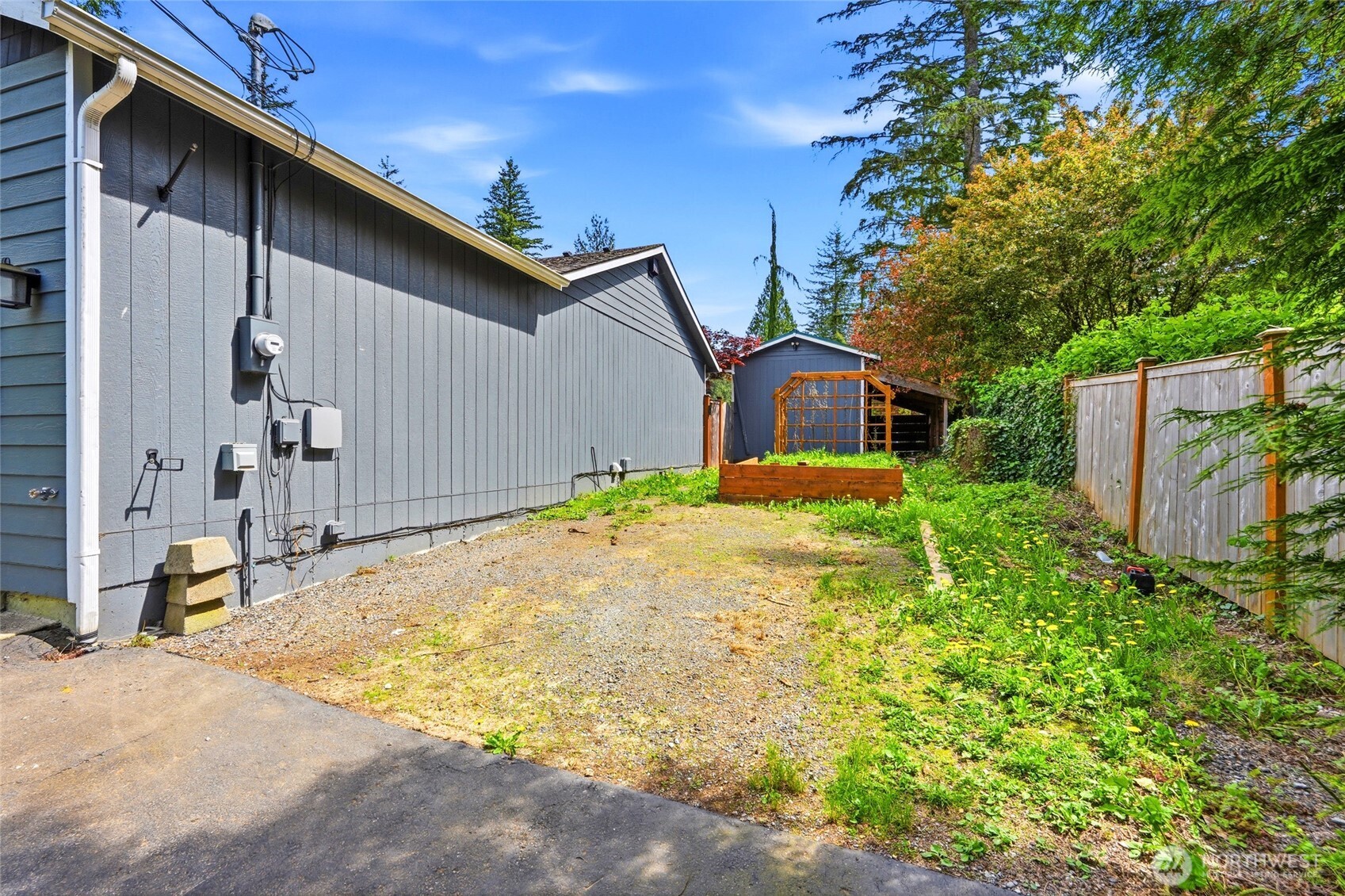 44132 Fir Road Property Photo 31