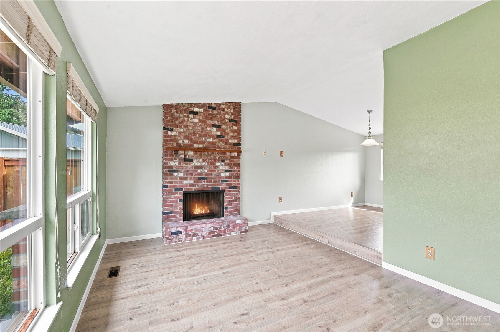 7729 192nd Street Property Photo 5
