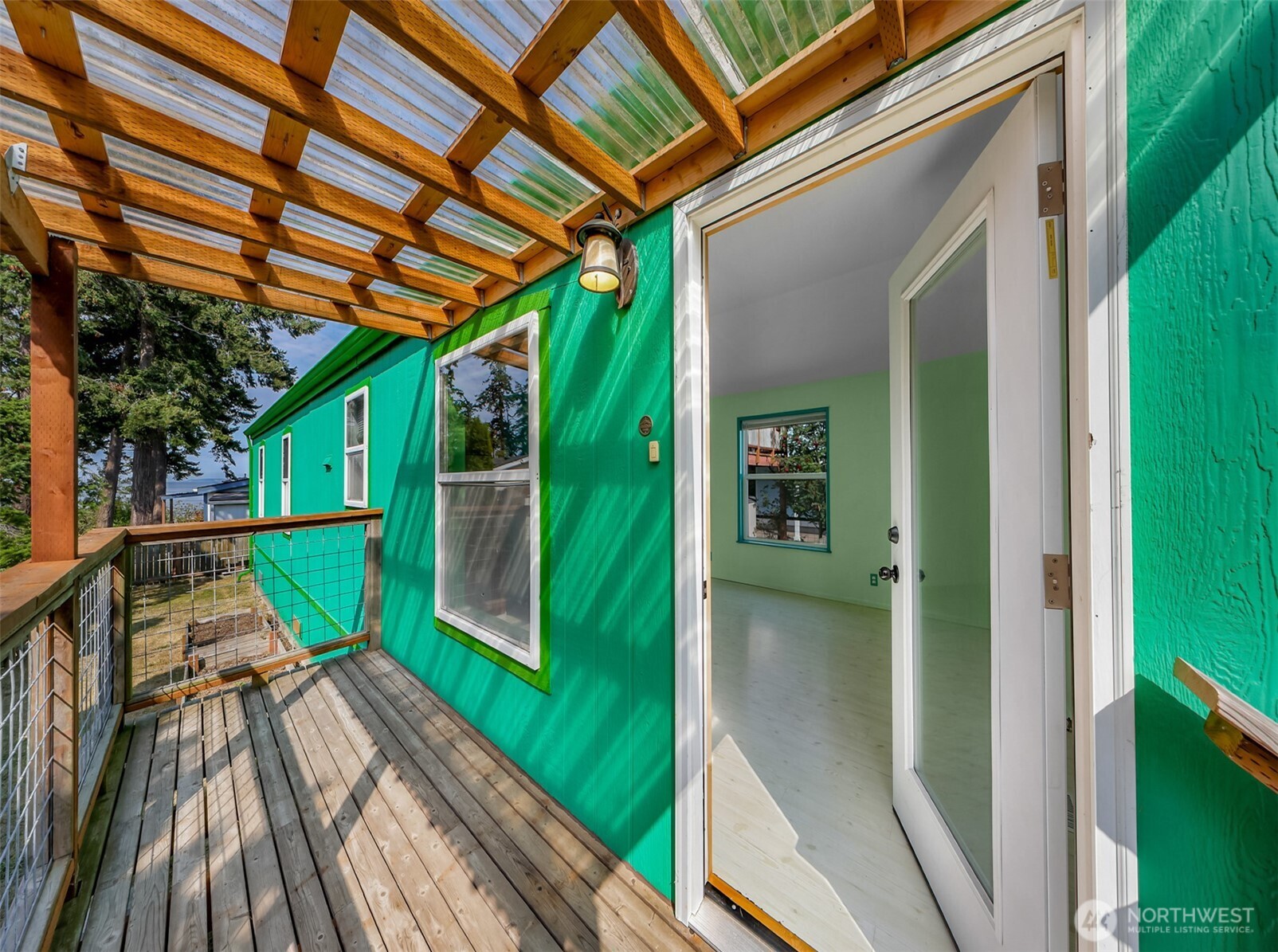 7435 Sunset Drive Property Photo 5