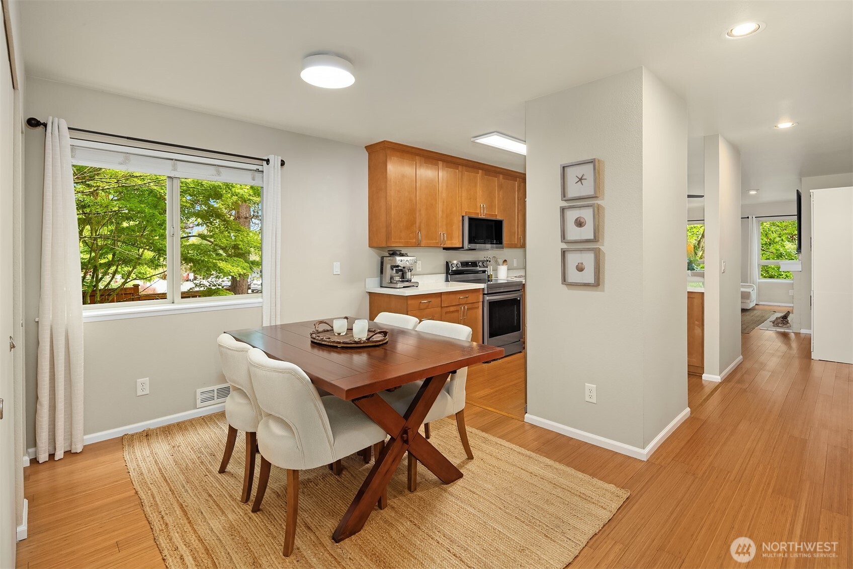 605 5th Street B 201 Property Photo 4