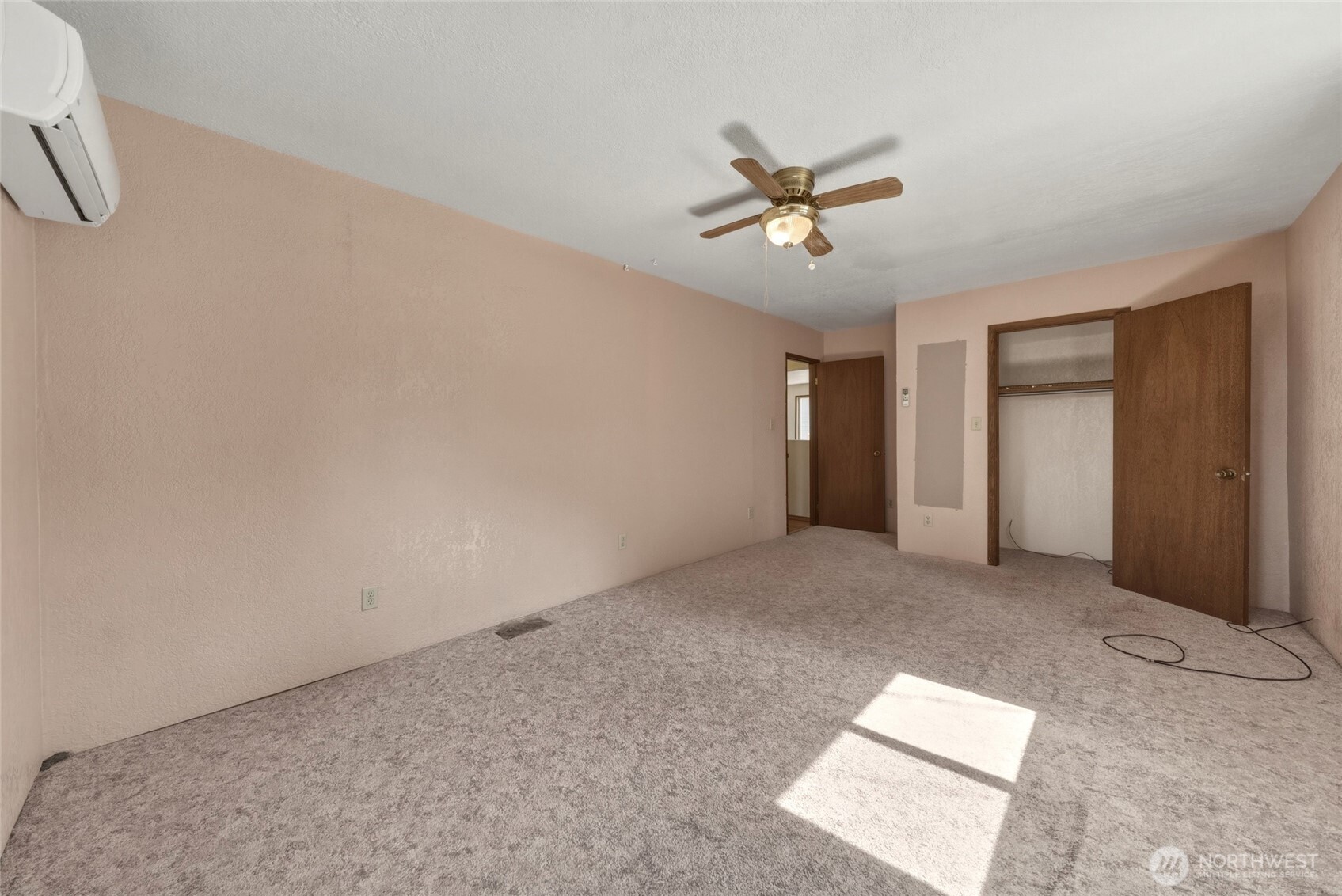 35 Second Street Property Photo 11