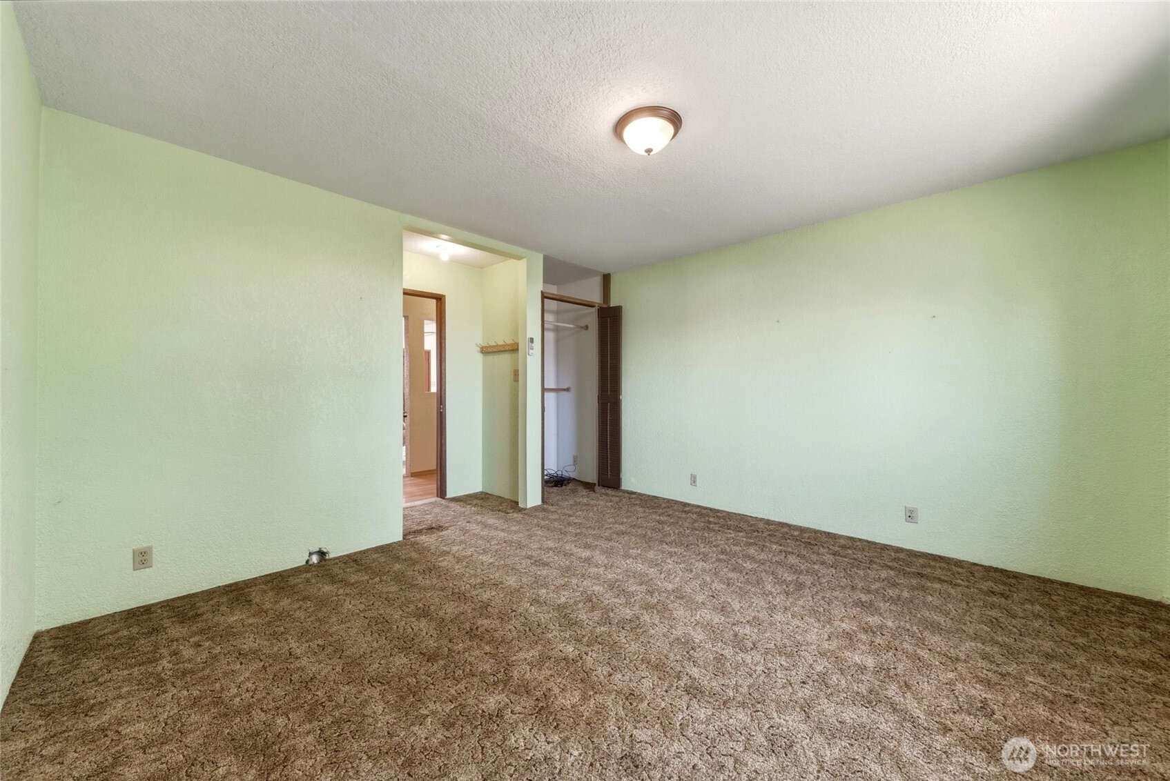 35 Second Street Property Photo 15