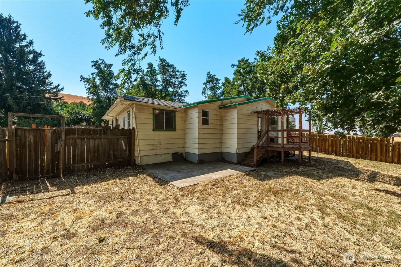 35 Second Street Property Photo 30