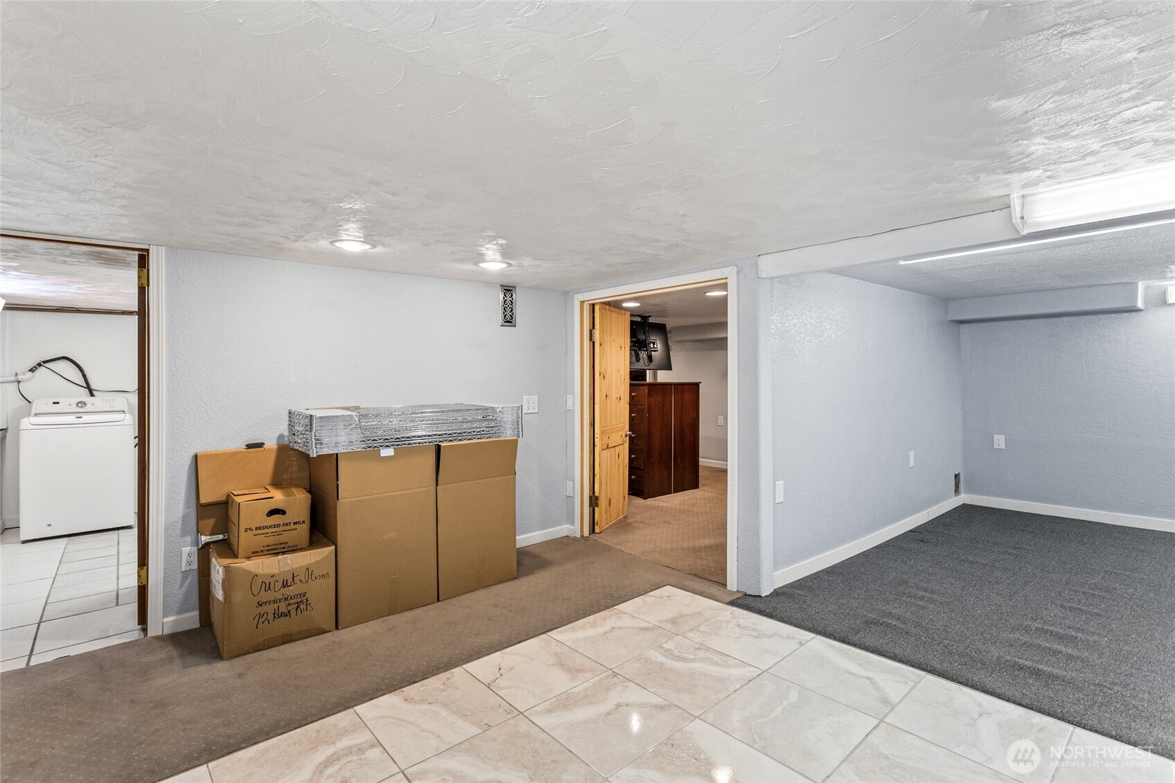 221 N Canyon Road Property Photo 27