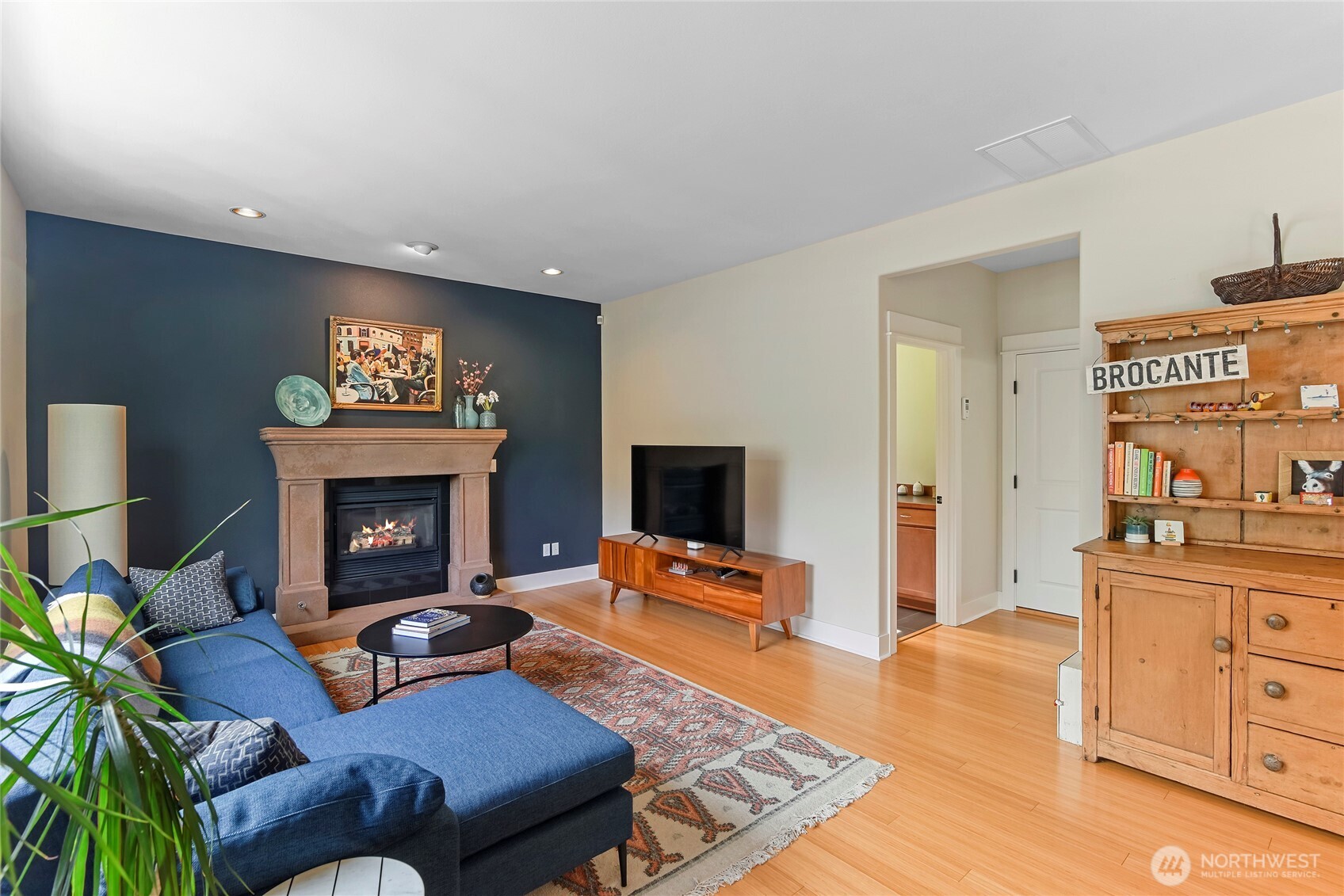 100 Ne Peterson Street Property Photo 19