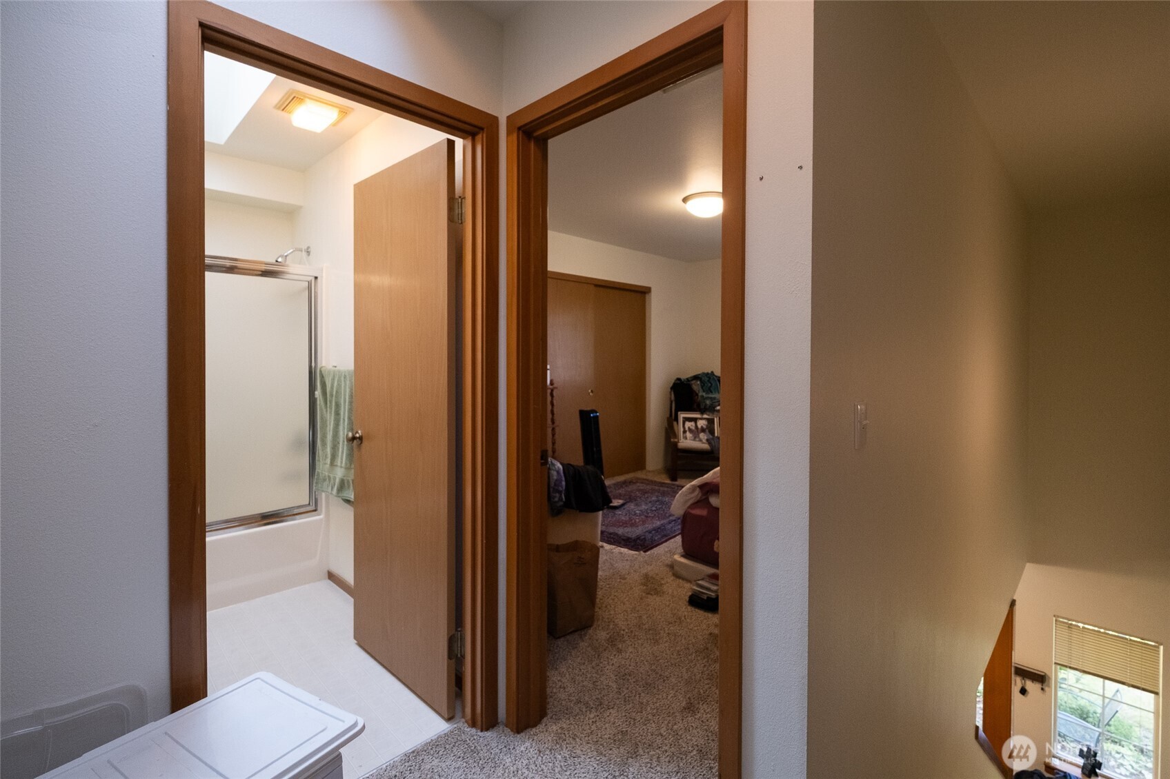 2828 2830 Valencia Street Property Photo 13