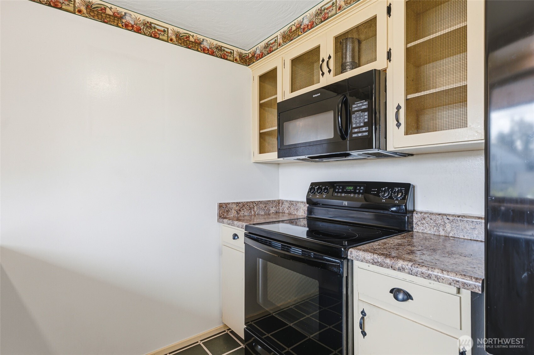 4306 N Bennett Street Property Photo 6