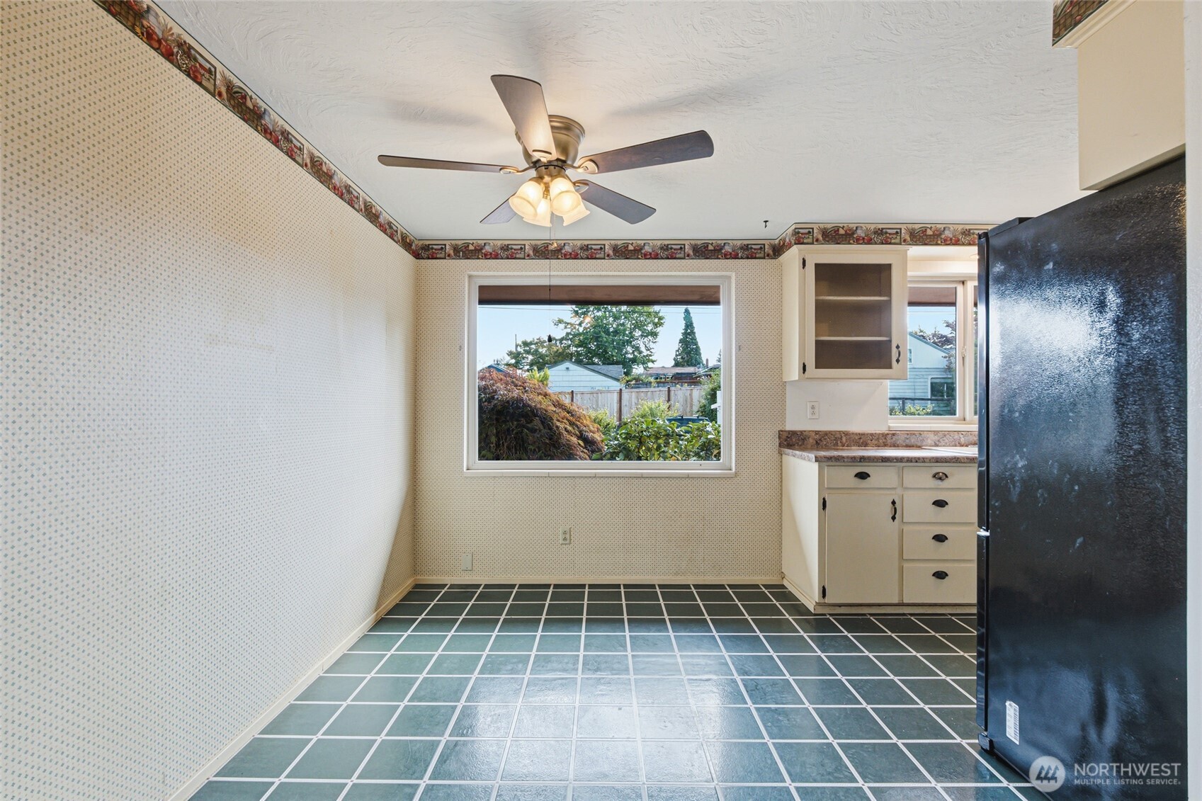 4306 N Bennett Street Property Photo 8