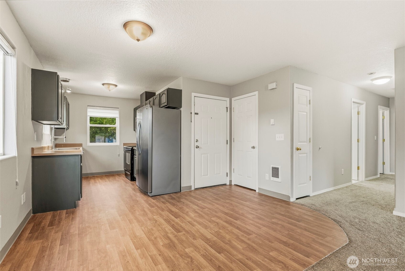 4581 Windemere Street Property Photo 4