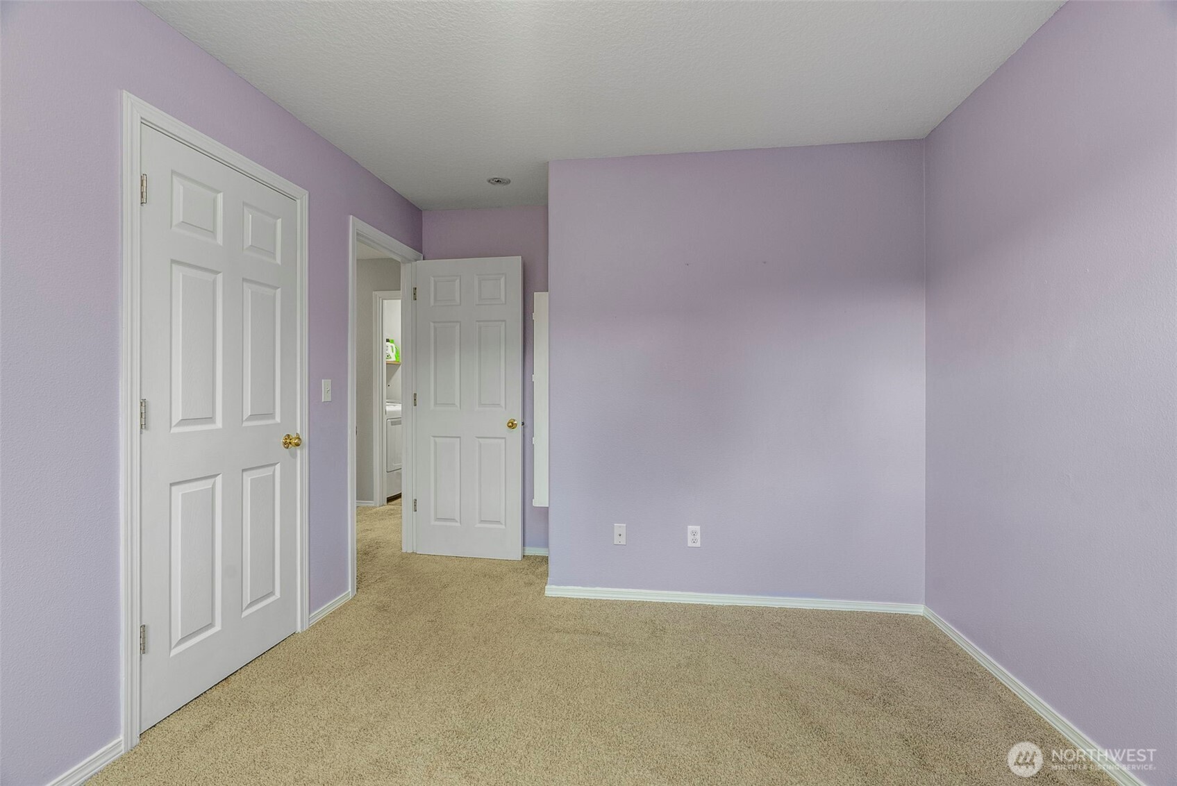 4581 Windemere Street Property Photo 8