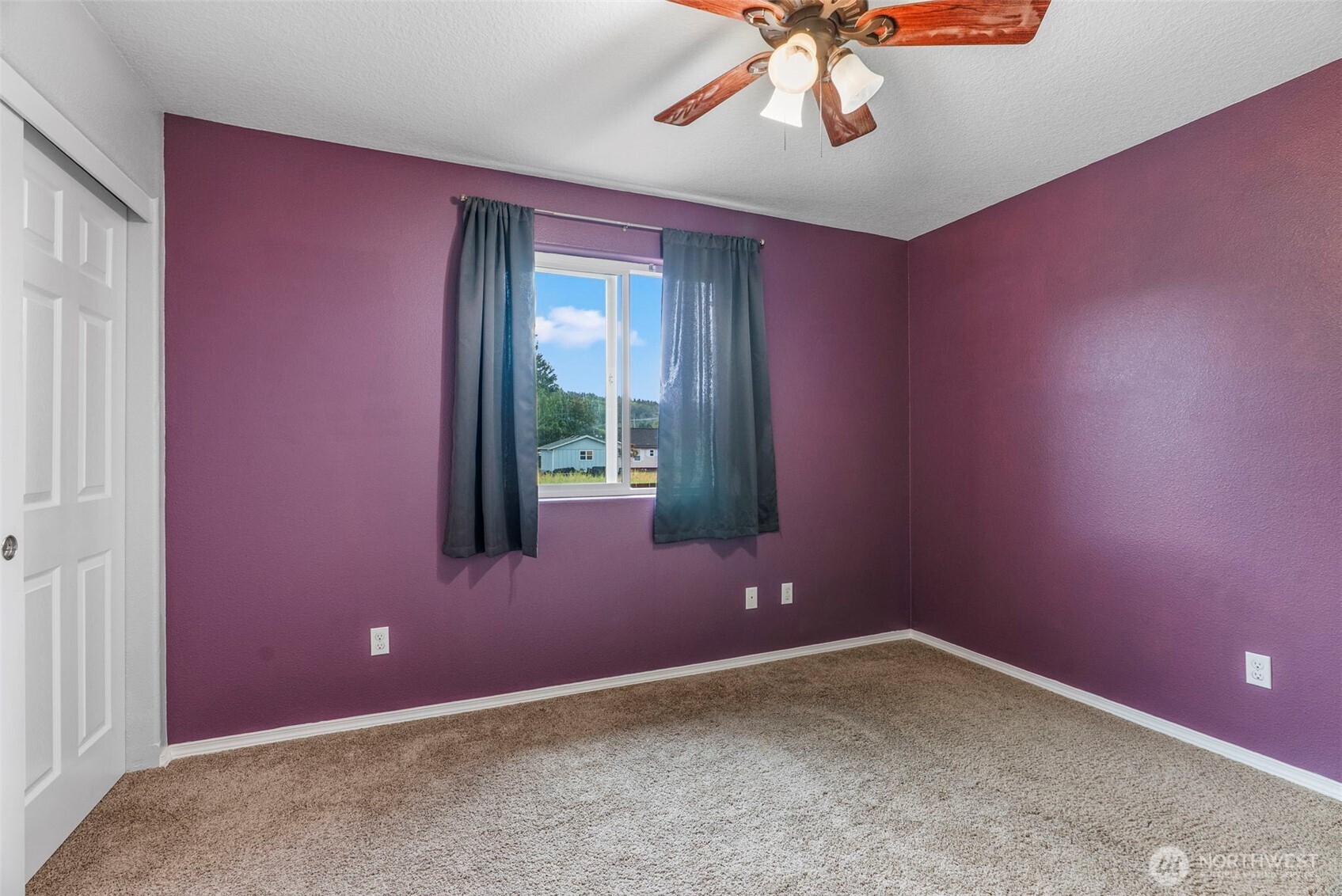 4581 Windemere Street Property Photo 9