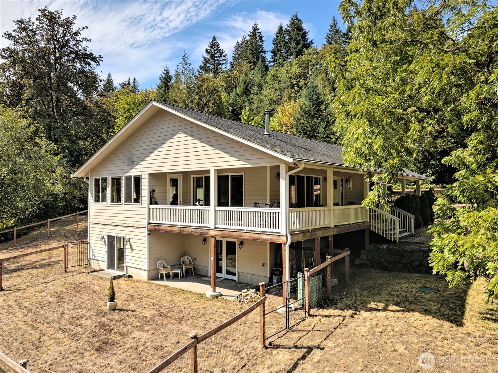 1010 Se Binns Swiger Loop Road Property Photo 4
