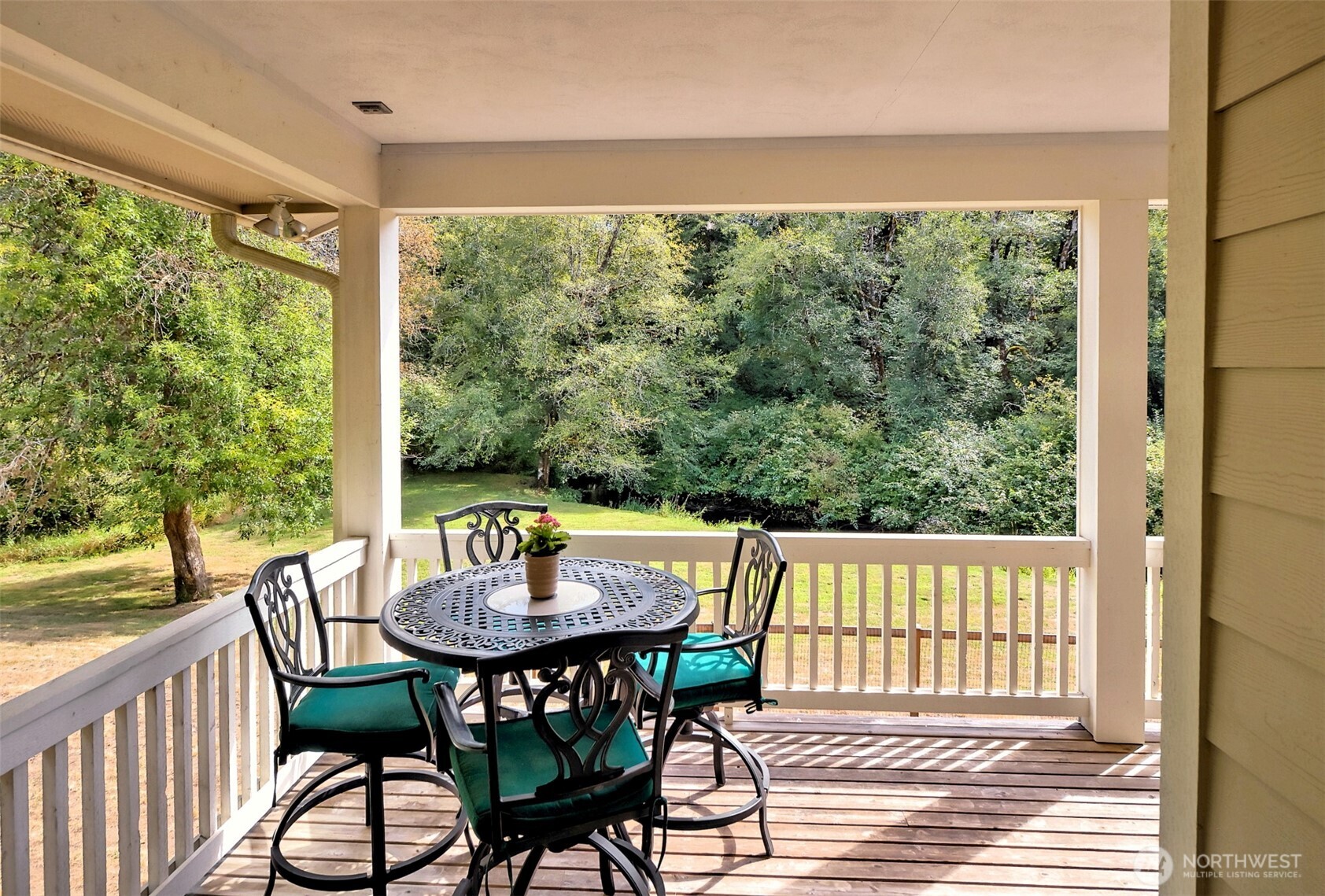 1010 Se Binns Swiger Loop Road Property Photo 9