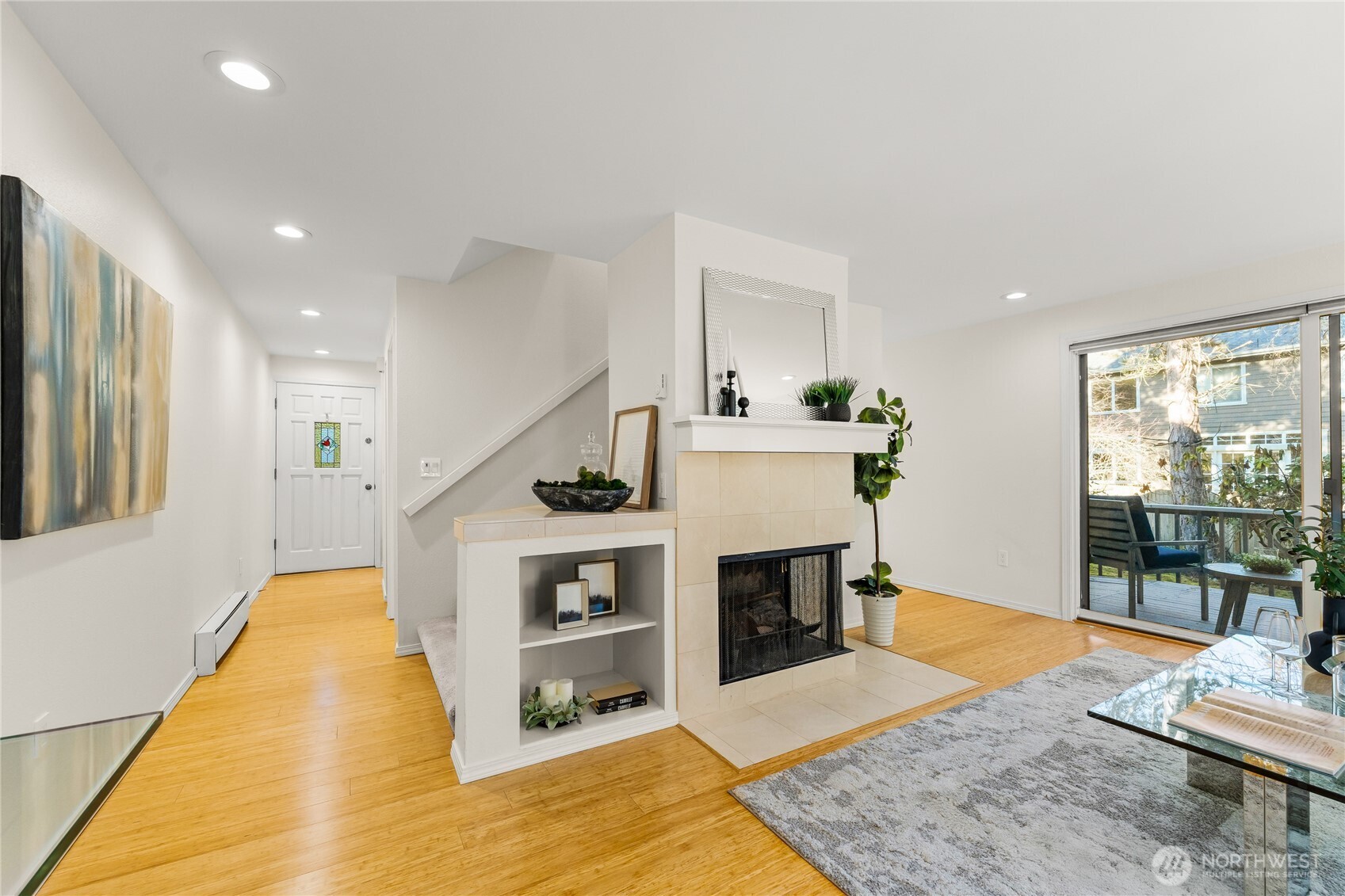 1218 101st Place Property Photo 4