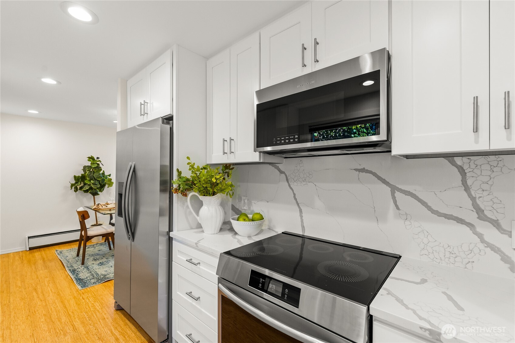 1218 101st Place Property Photo 9