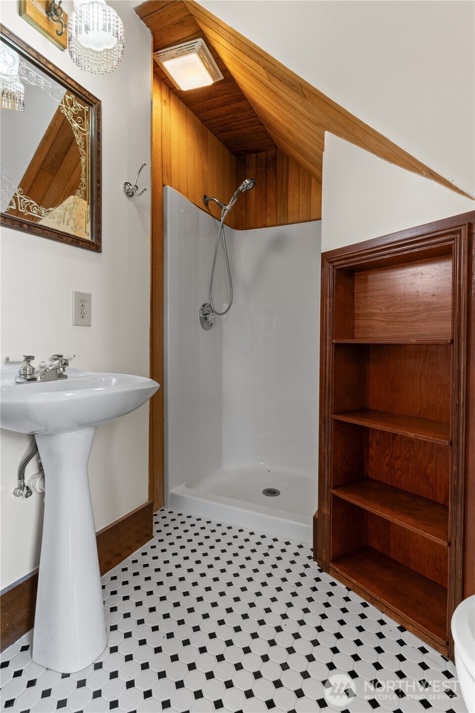 1371 W Axton Road Property Photo 29
