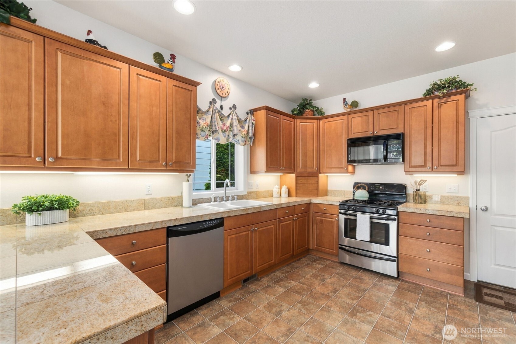 2708 N L Street Property Photo 16