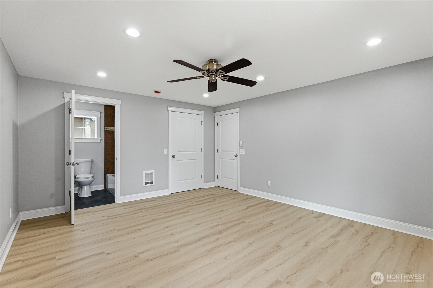 2106 N Tyler Street Property Photo 17