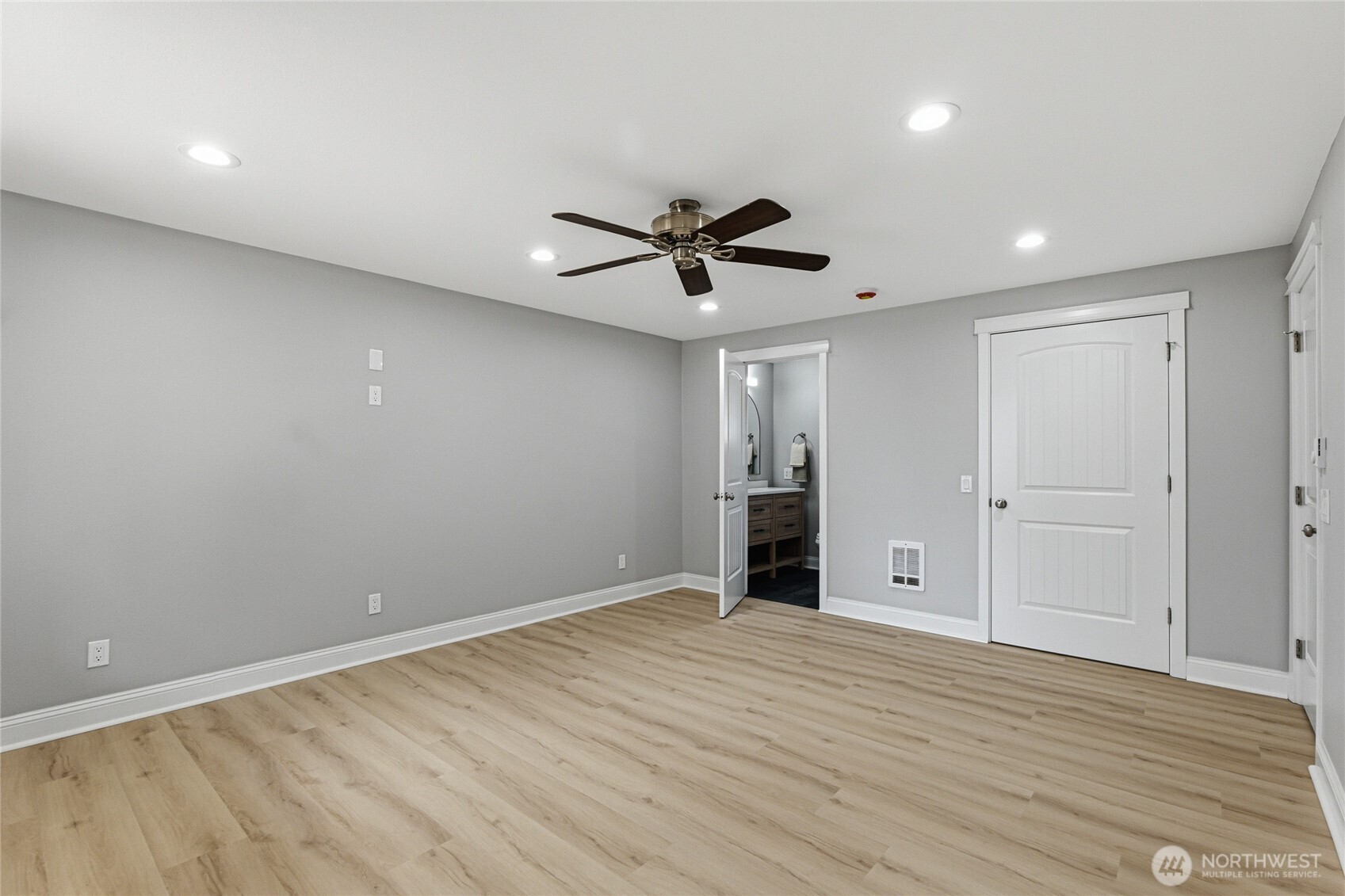 2106 N Tyler Street Property Photo 18