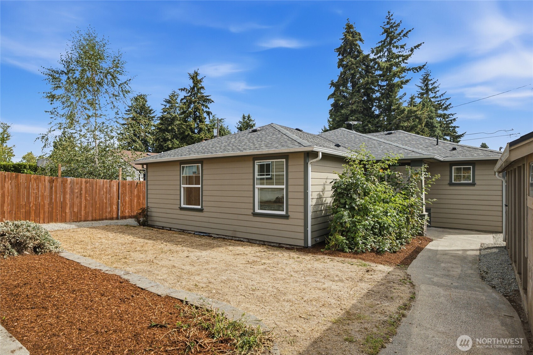 2106 N Tyler Street Property Photo 33