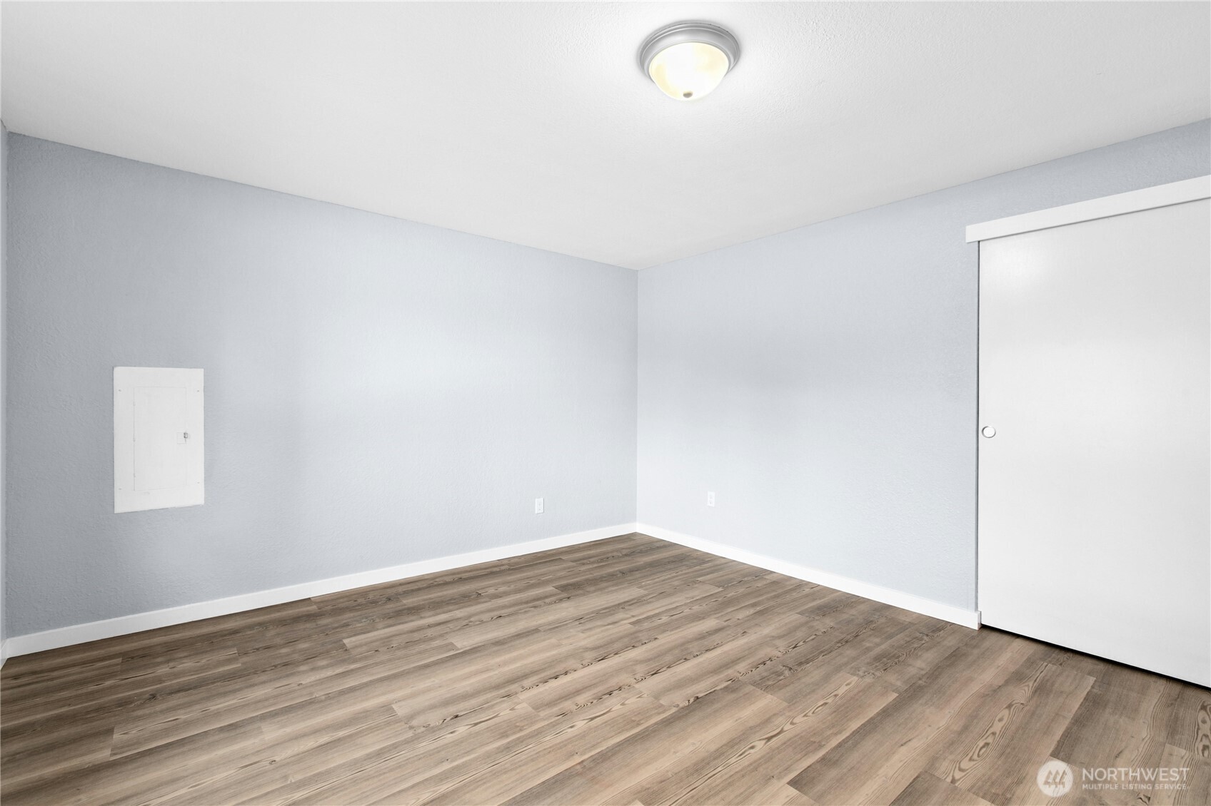 3671 Dundee Way Property Photo 15