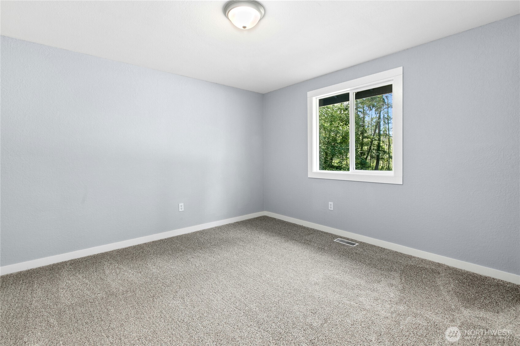 3671 Dundee Way Property Photo 18