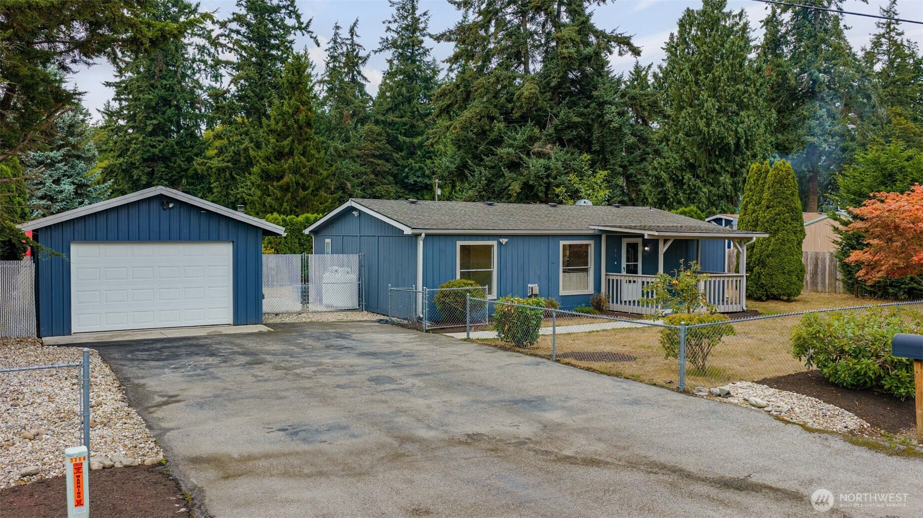 956 Falcon Road Property Photo 1
