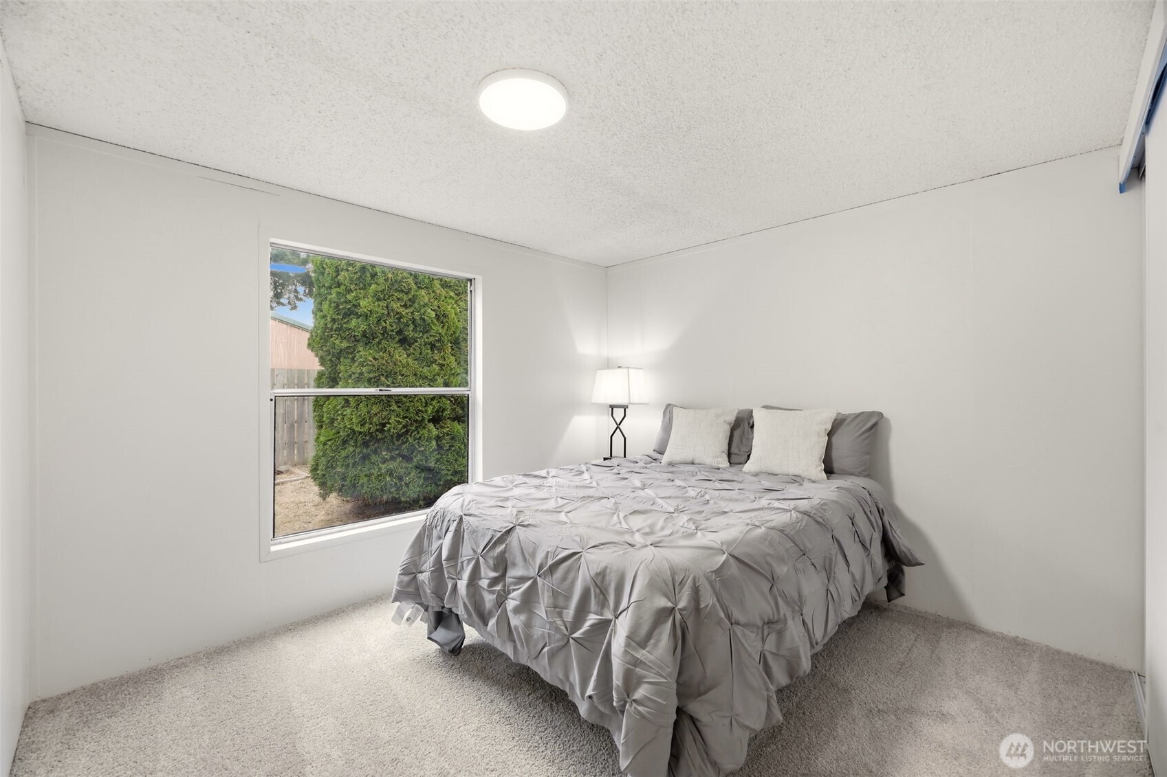 956 Falcon Road Property Photo 15