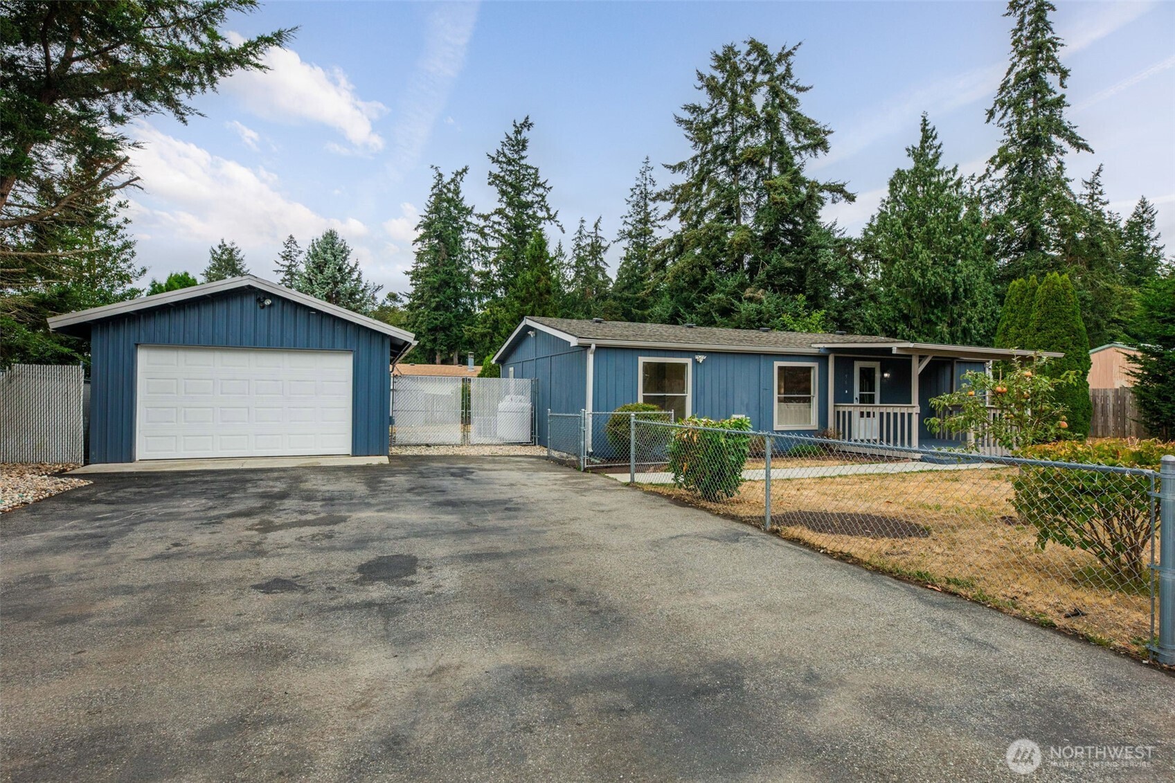 956 Falcon Road Property Photo 18