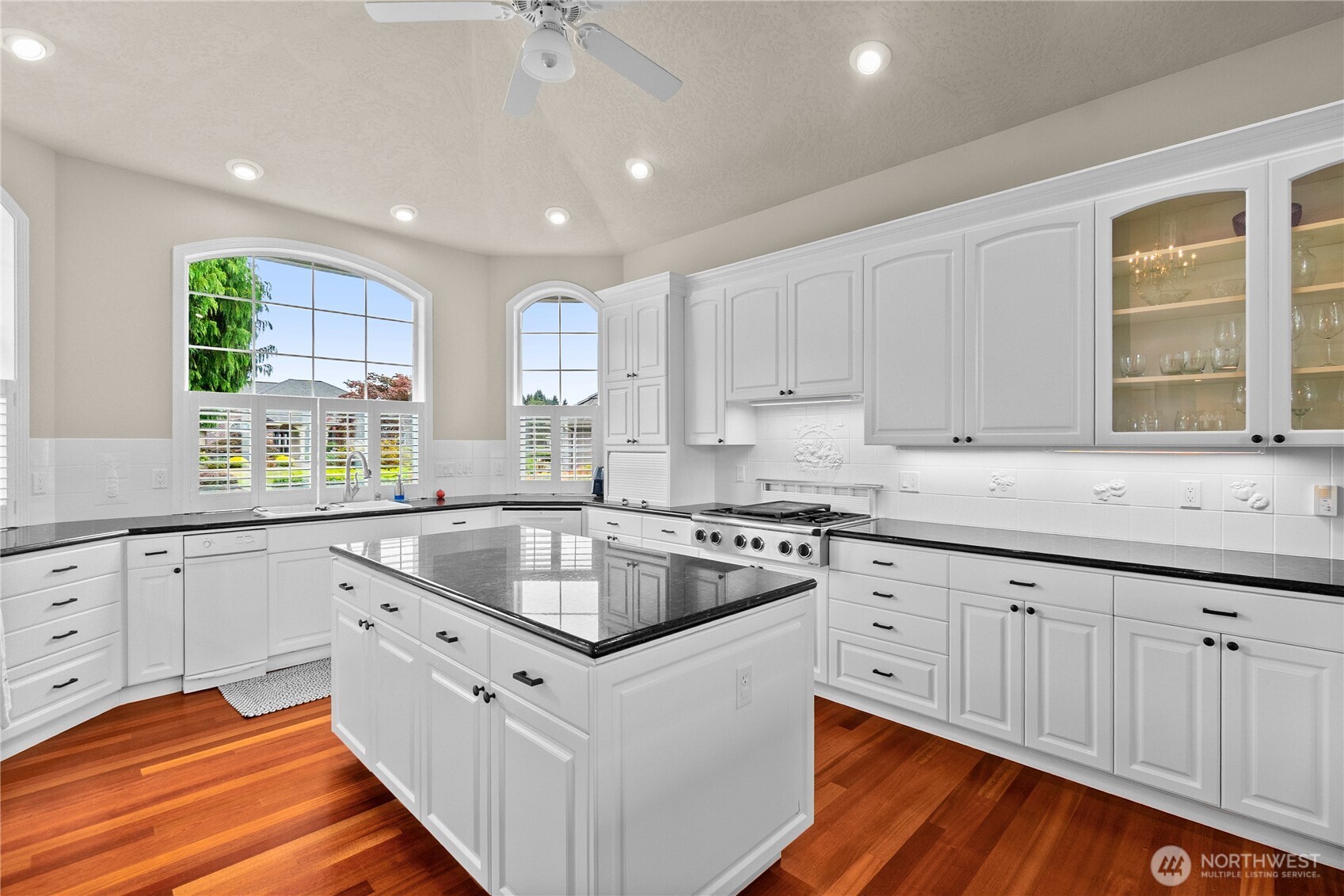 6543 Turnberry Lane Property Photo 14