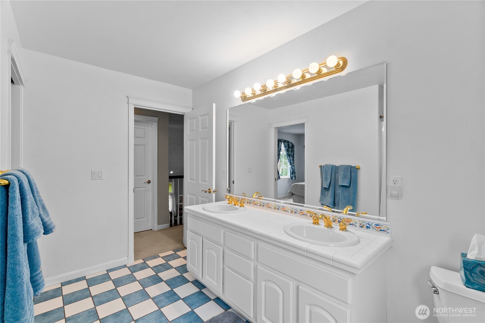 6543 Turnberry Lane Property Photo 29