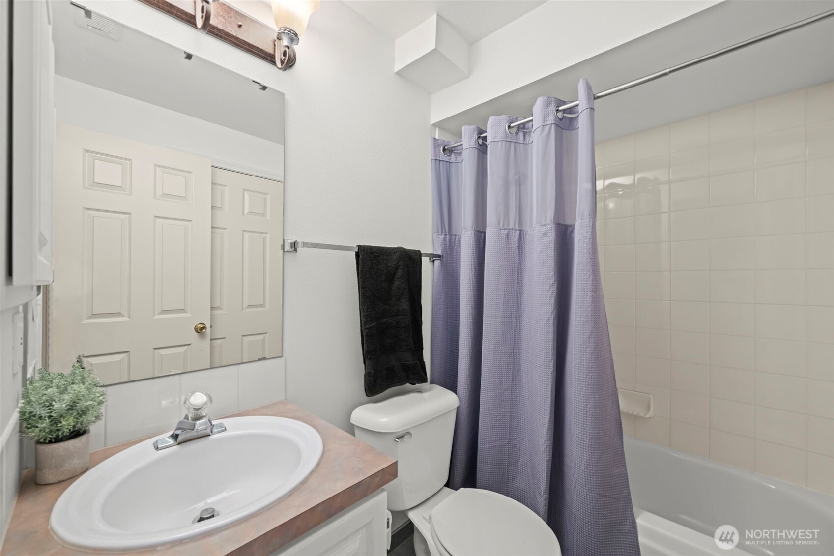 5243 40th Avenue Property Photo 25